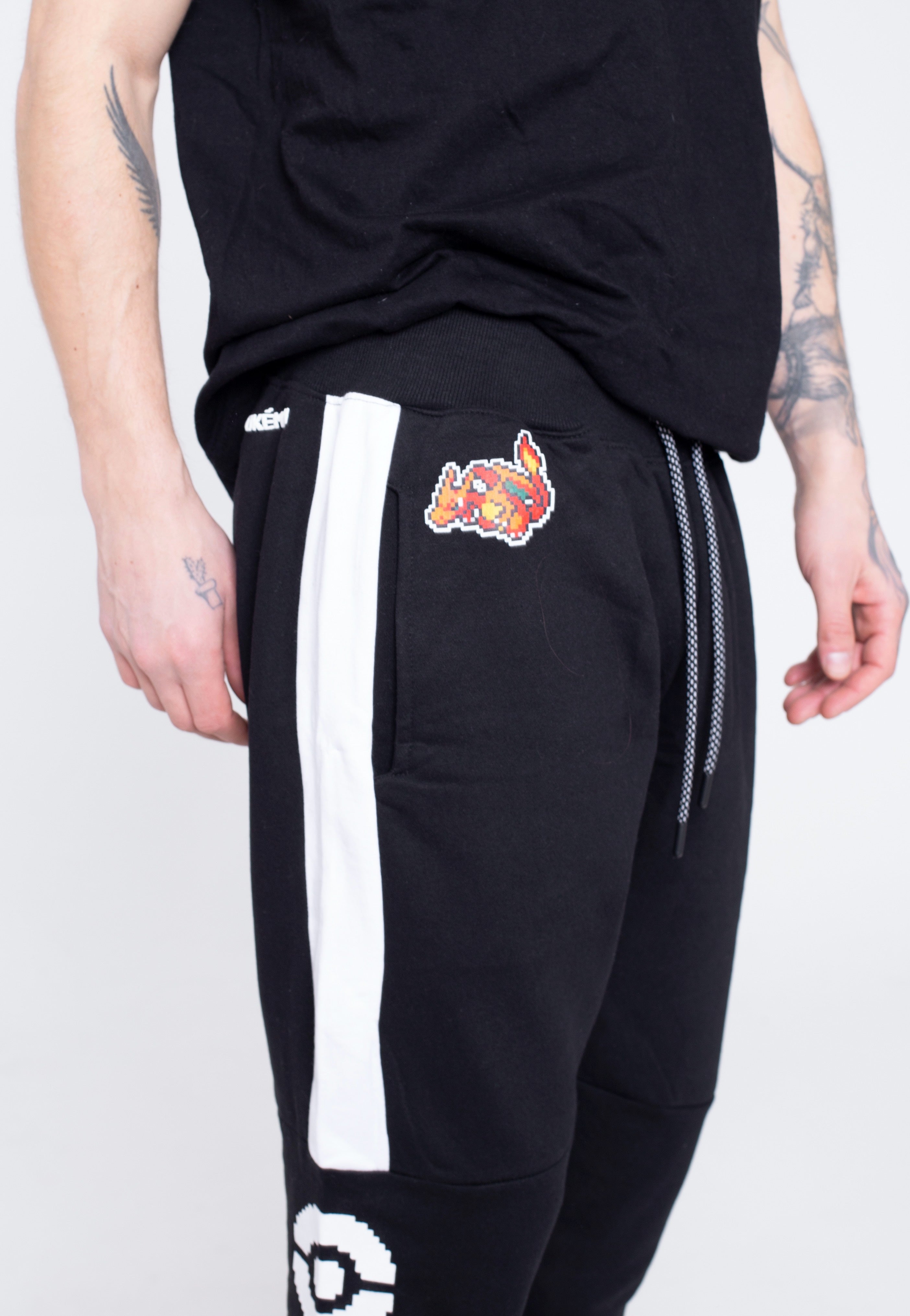 Pokémon - Pixel Charizard - Sweat Pants | Men-Image