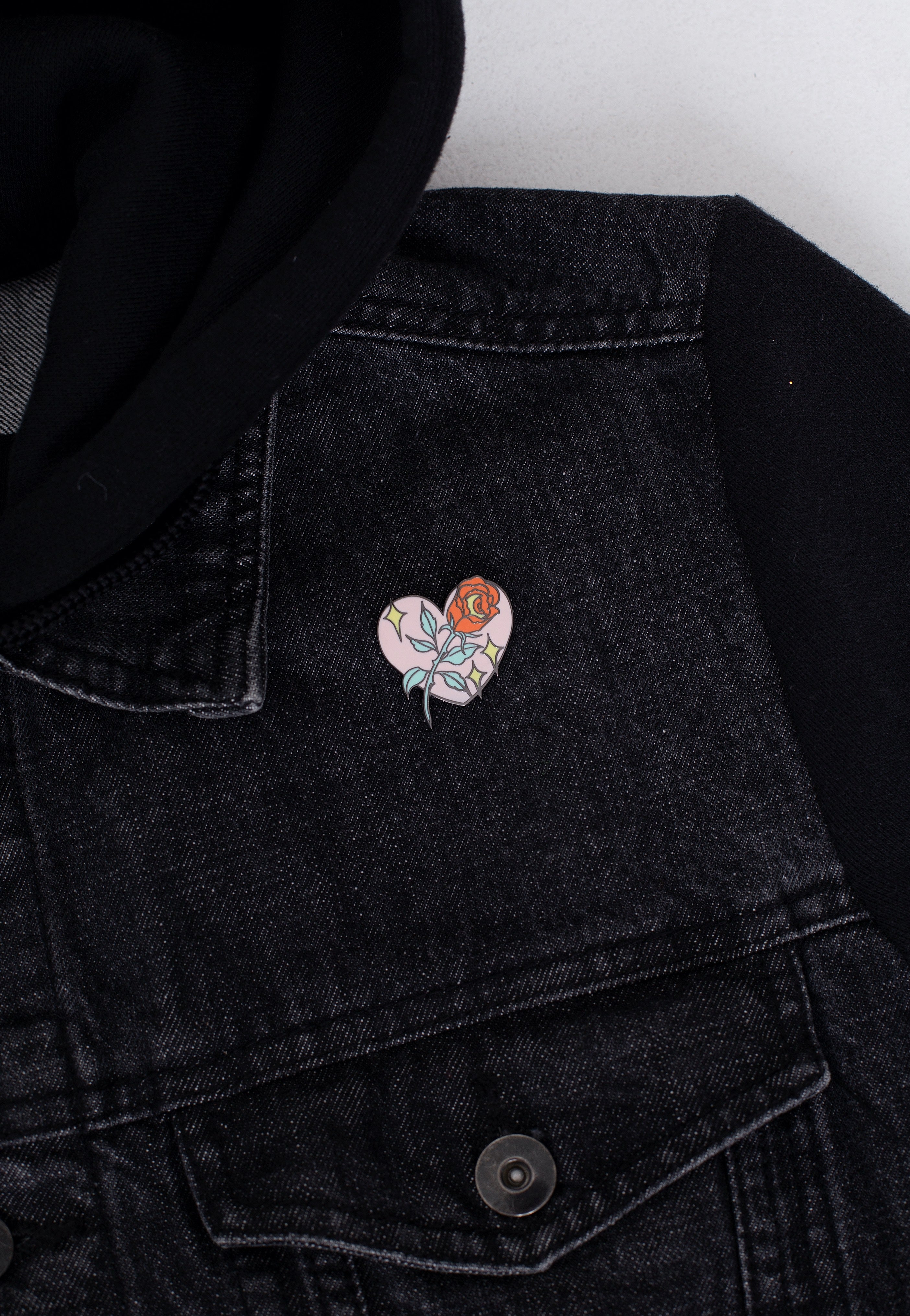 Punky Pins - Rose In Heart Enamel - Pin | Neutral-Image