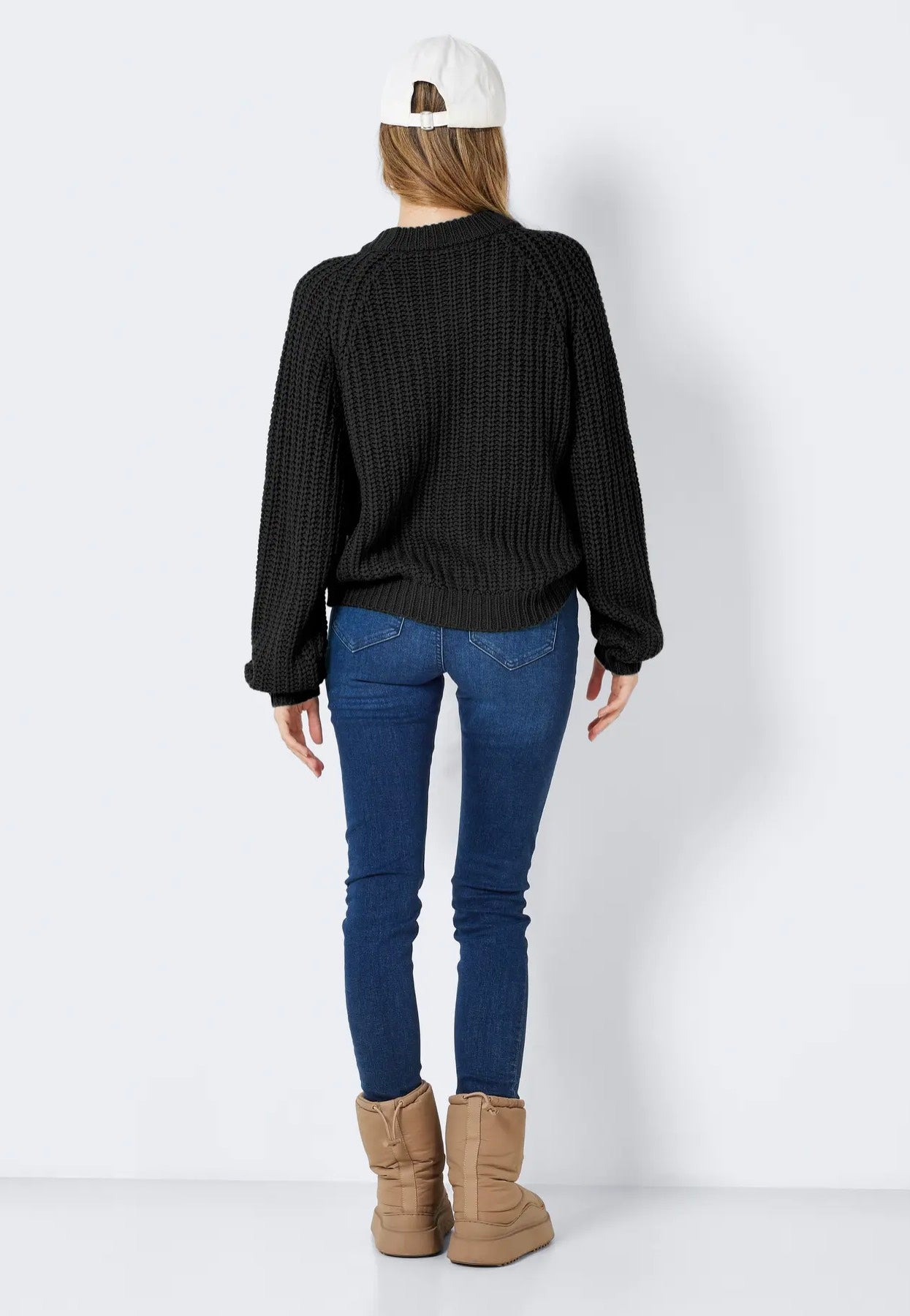 Noisy May - Charlie V-Neck Knit - Cardigan | Women-Image