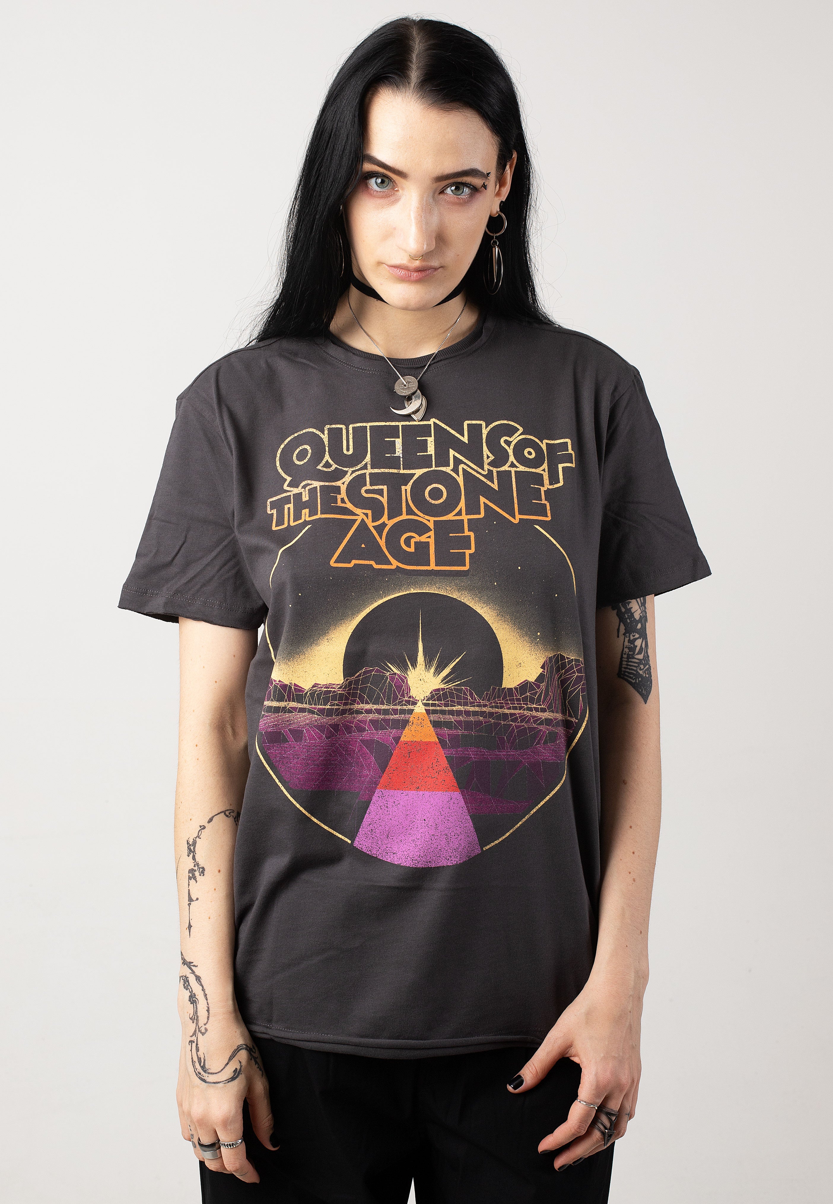 Queens Of The Stone Age - Eye Of The Moon Charcoal - T-Shirt | Women-Image