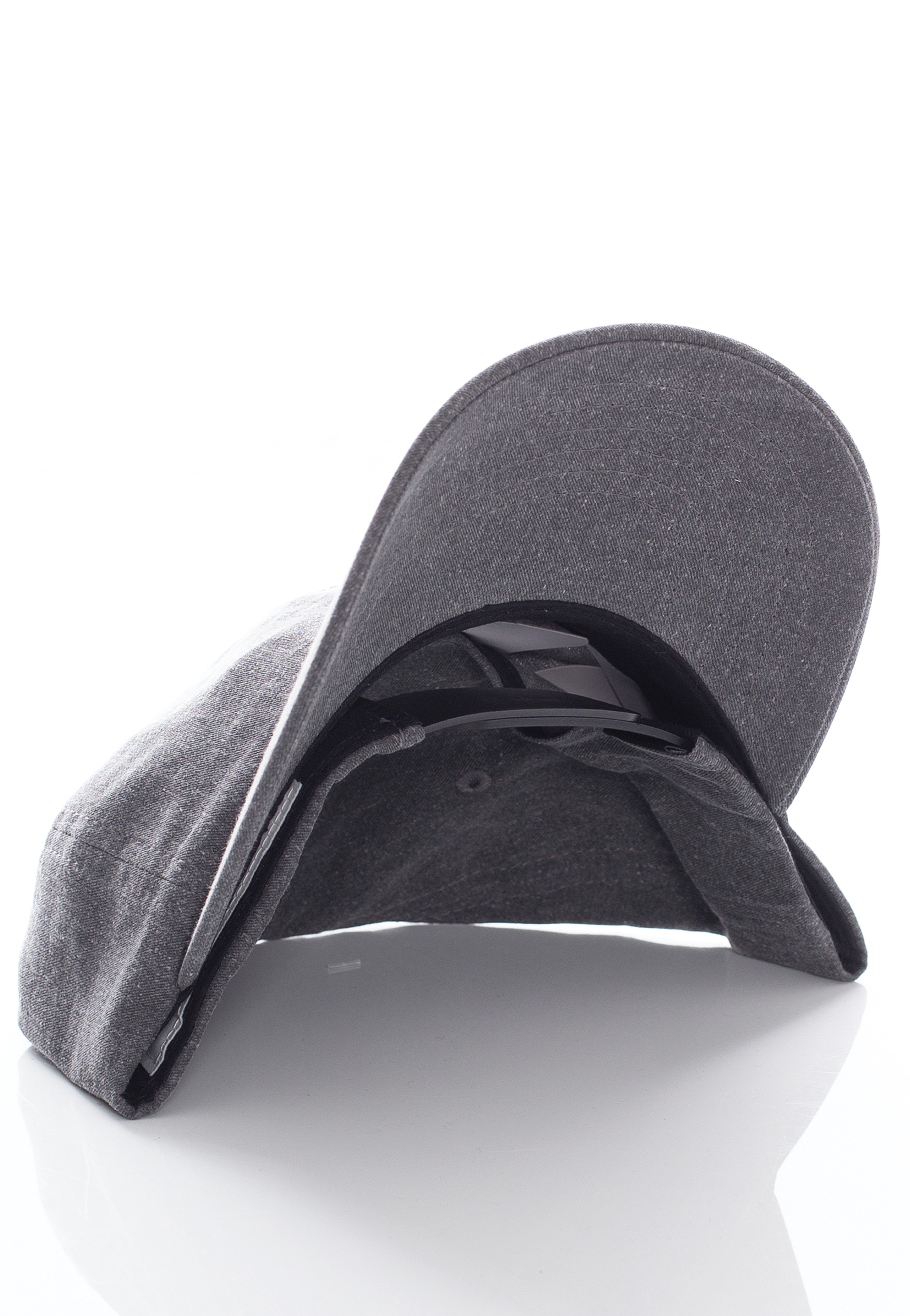 REELL - Single Script Washed Charcoal - Cap | Neutral-Image