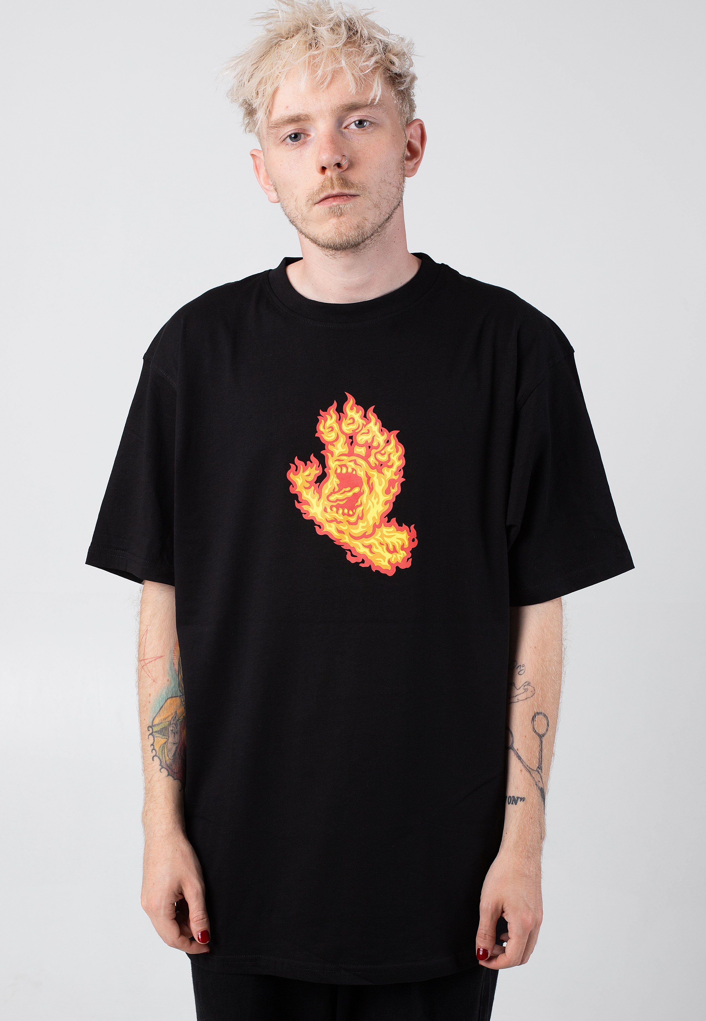 Santa Cruz - Flame Hand Black - T-Shirt | Men-Image