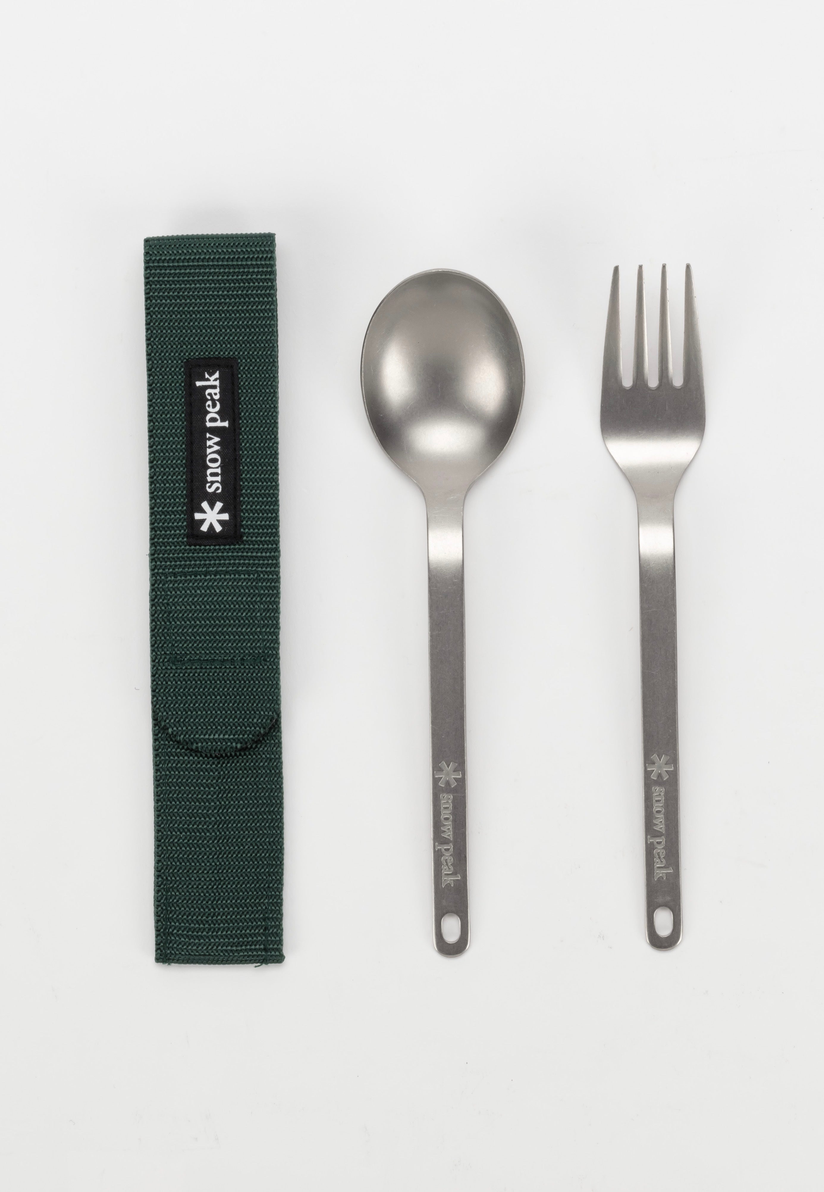 Snow Peak - Titanium Fork & Spoon Darkgreen - Cutlery Set | Neutral-Image