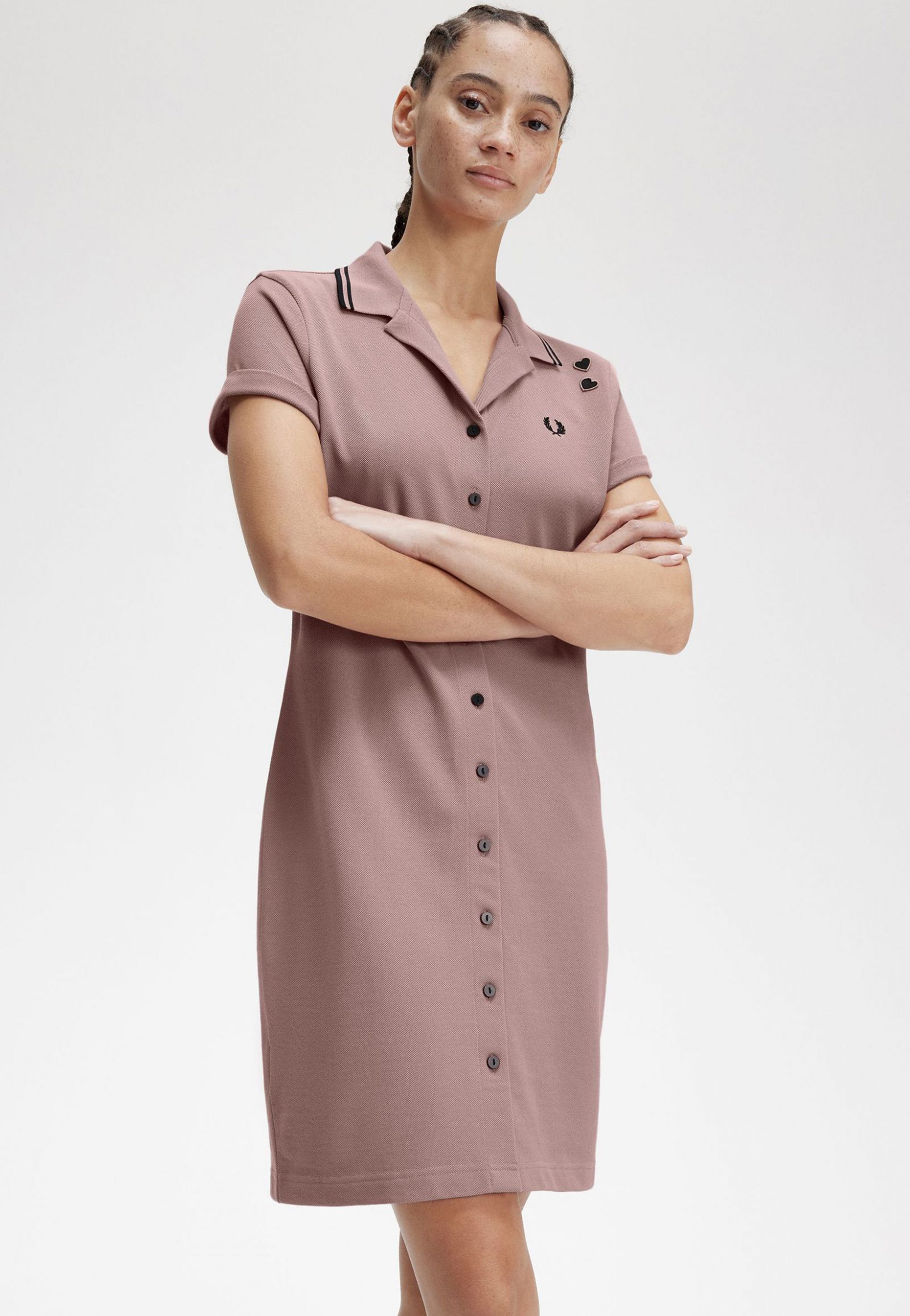 Fred Perry x Amy Winehouse - Button Thru Pique Shirt Dusty Rose Pink - Dress | Women-Image