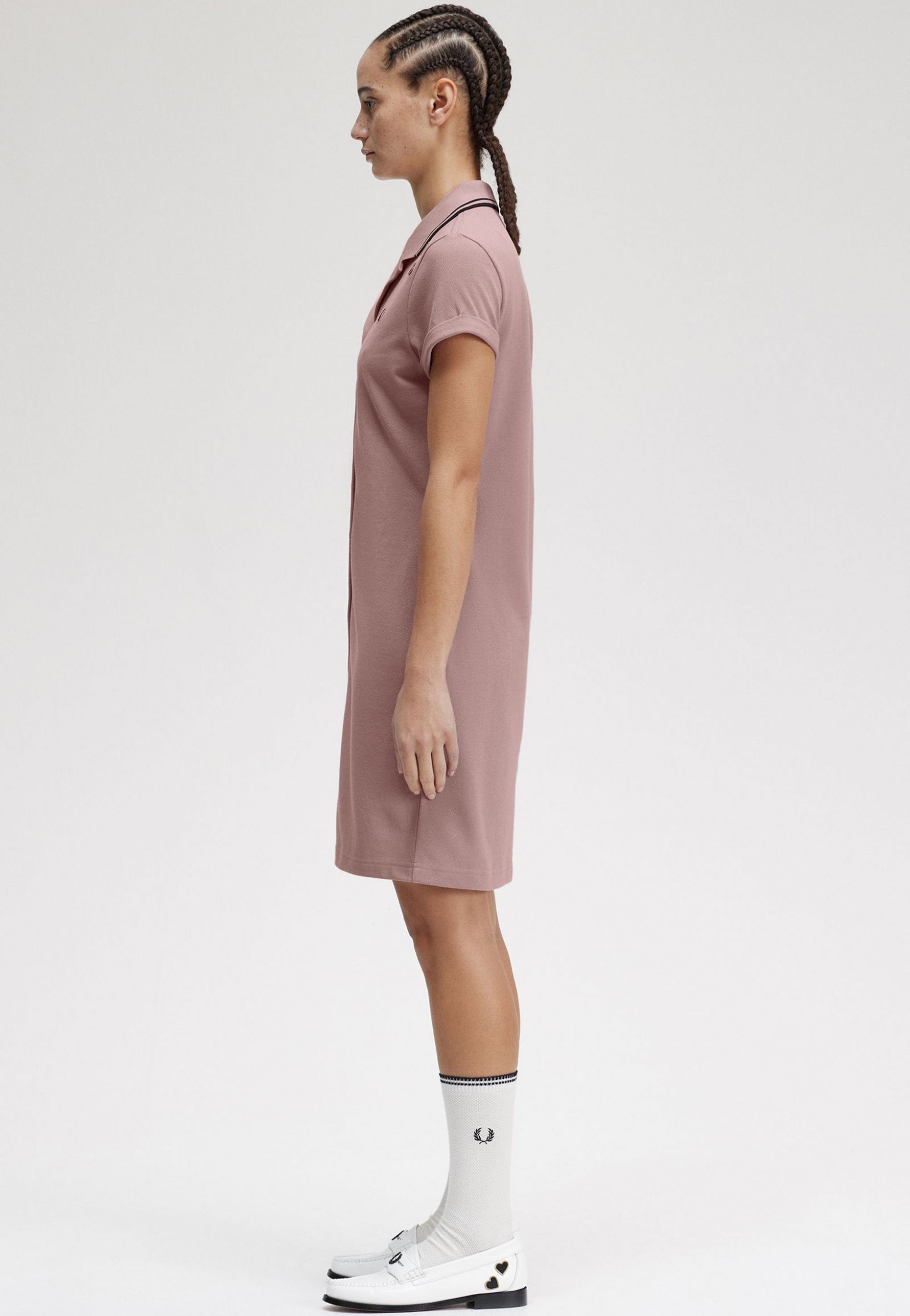 Fred Perry x Amy Winehouse - Button Thru Pique Shirt Dusty Rose Pink - Dress | Women-Image