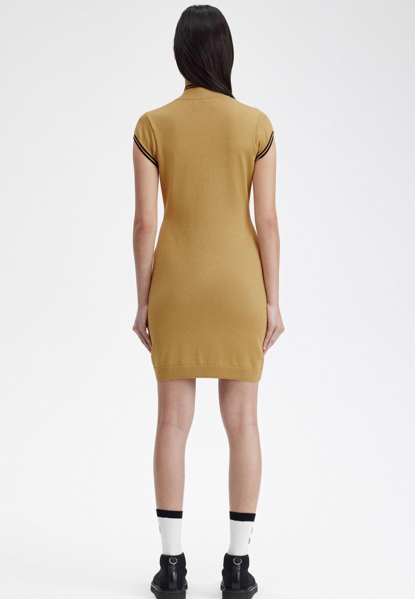 Fred Perry x Amy Winehouse - Metallic Knitted 1964 Gold - Dress | Women-Image