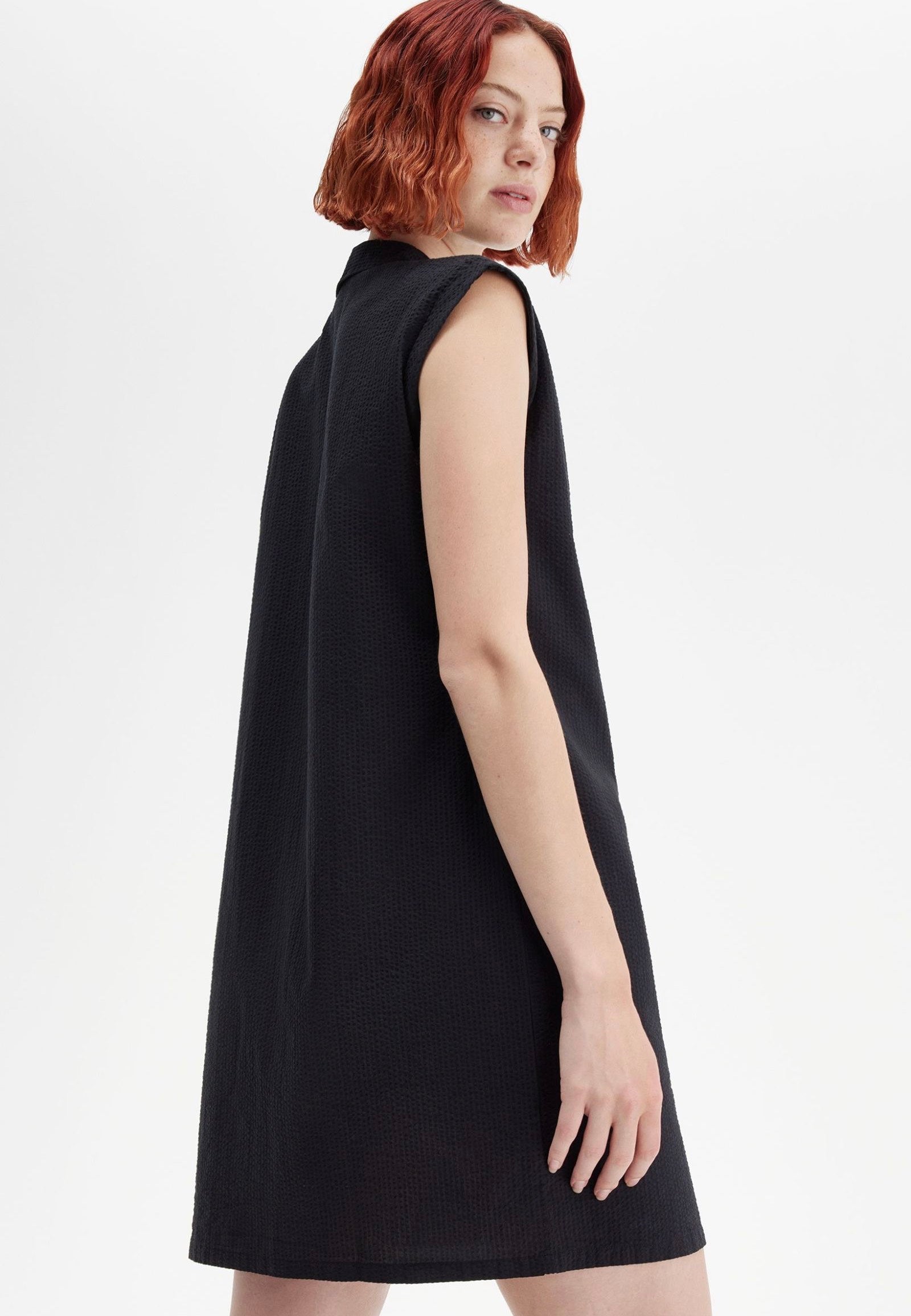 Fred Perry x Amy Winehouse - Open Collar Black - Dress | Women-Image