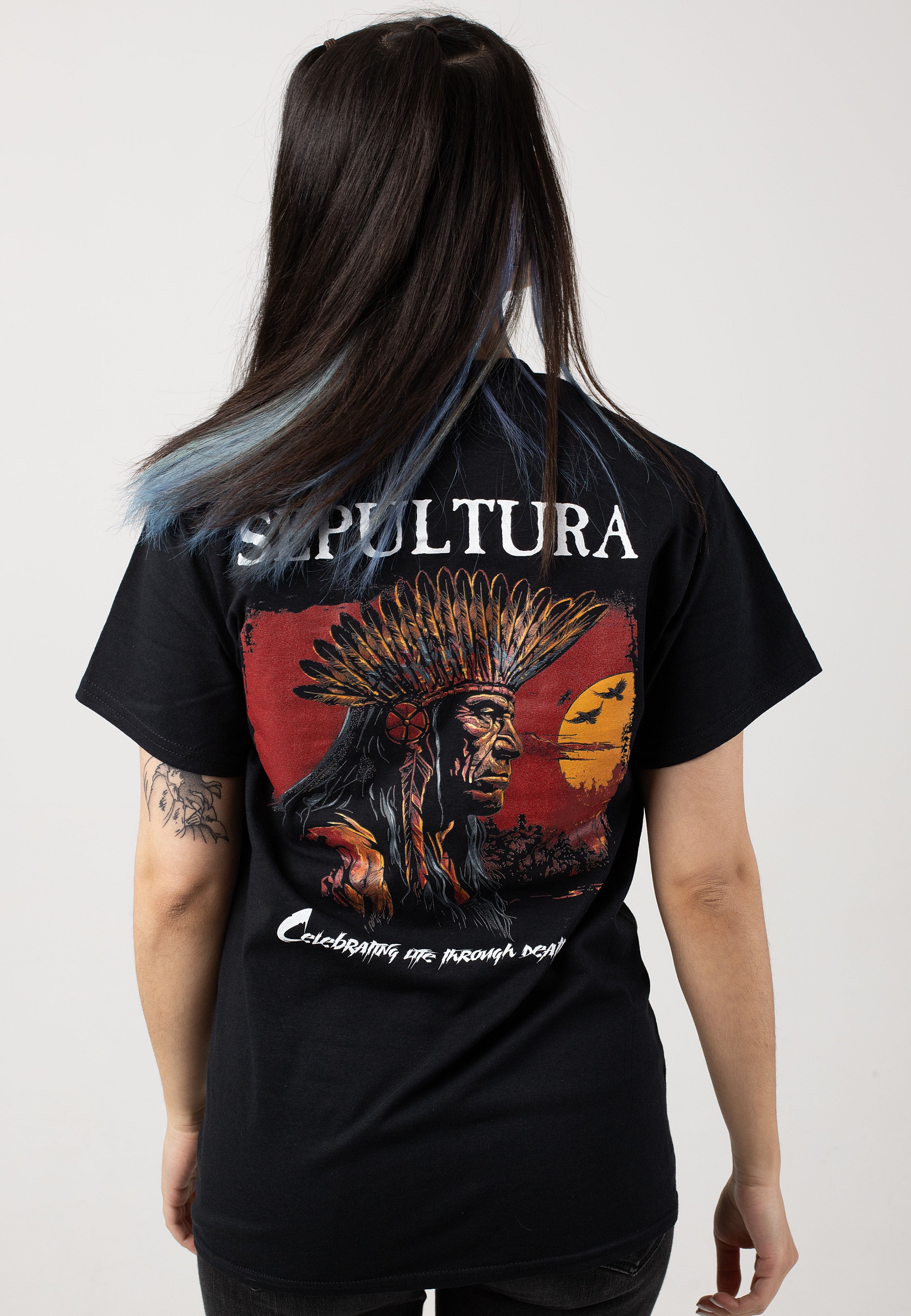 Sepultura - Celebrating Life Through Death - T-Shirt | Women-Image