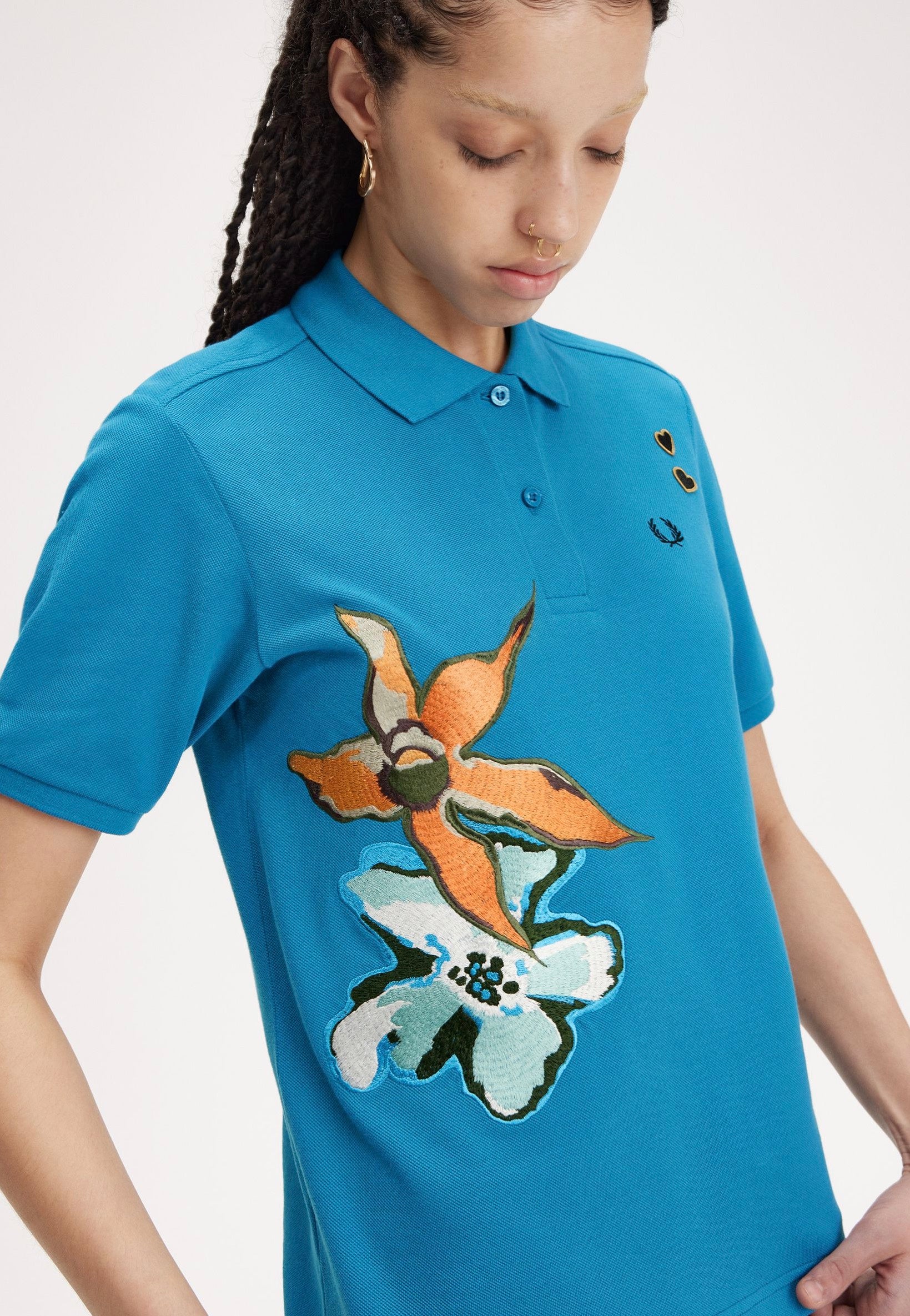 Fred Perry x Amy Winehouse - Embroidered Runaway Bay Ocean - Polo | Women-Image