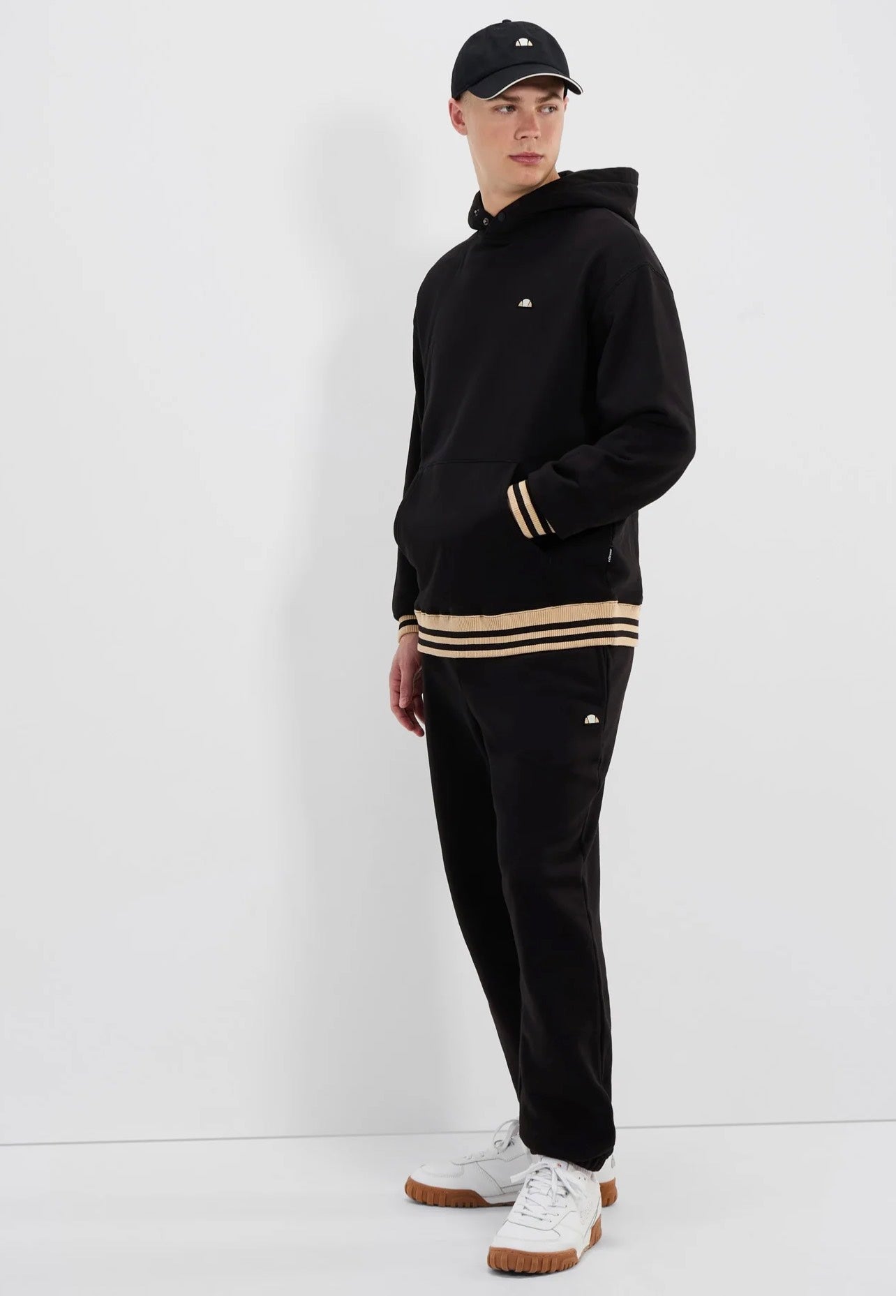 Ellesse - Hazzo Black - Hoodie | Men-Image