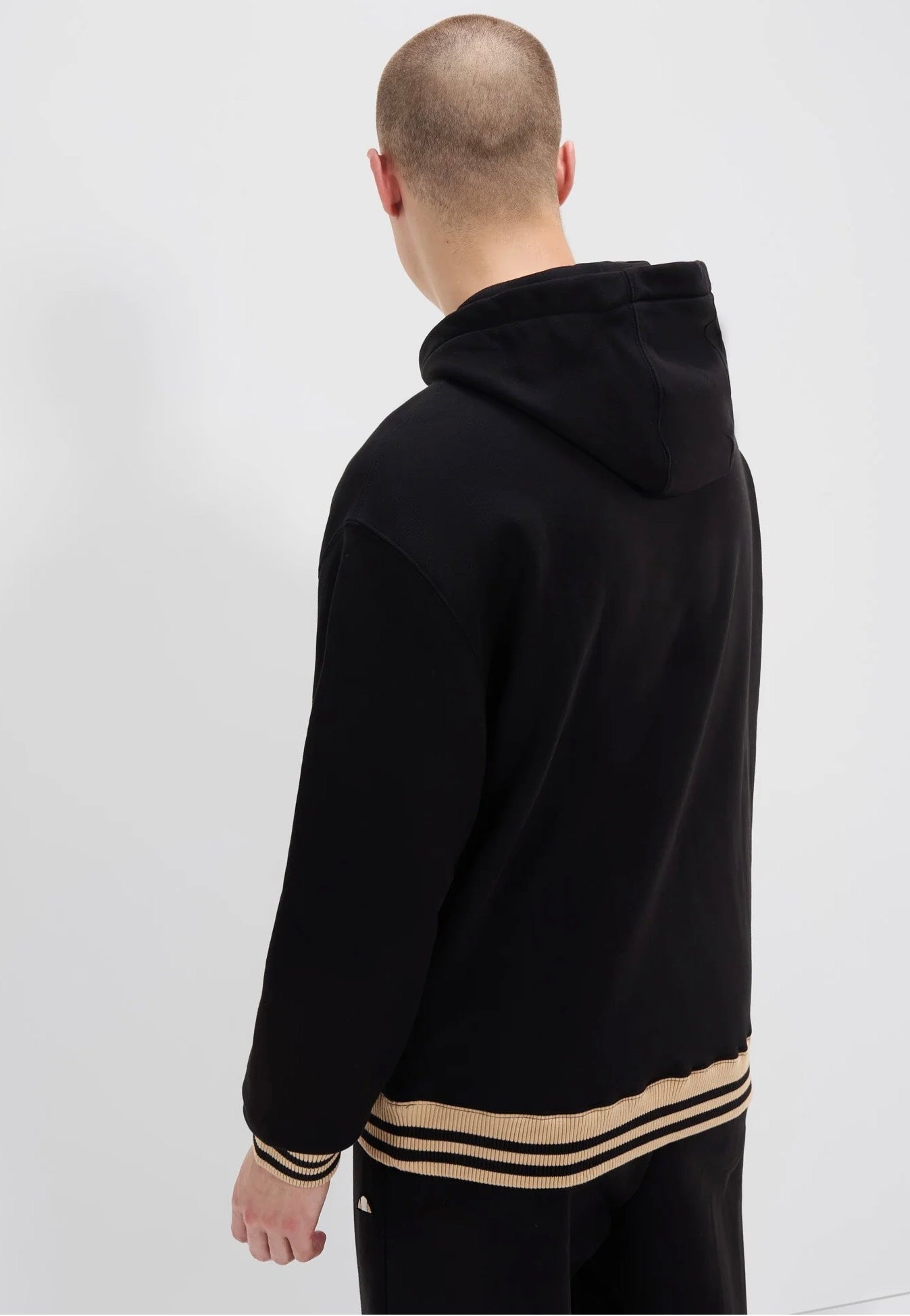 Ellesse - Hazzo Black - Hoodie | Men-Image