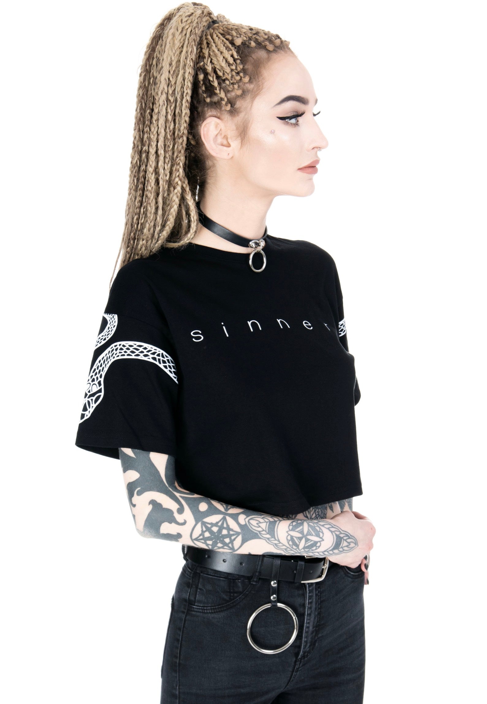 Restyle - Sinner Crop With Snakes Black/White - Top | Women-Image