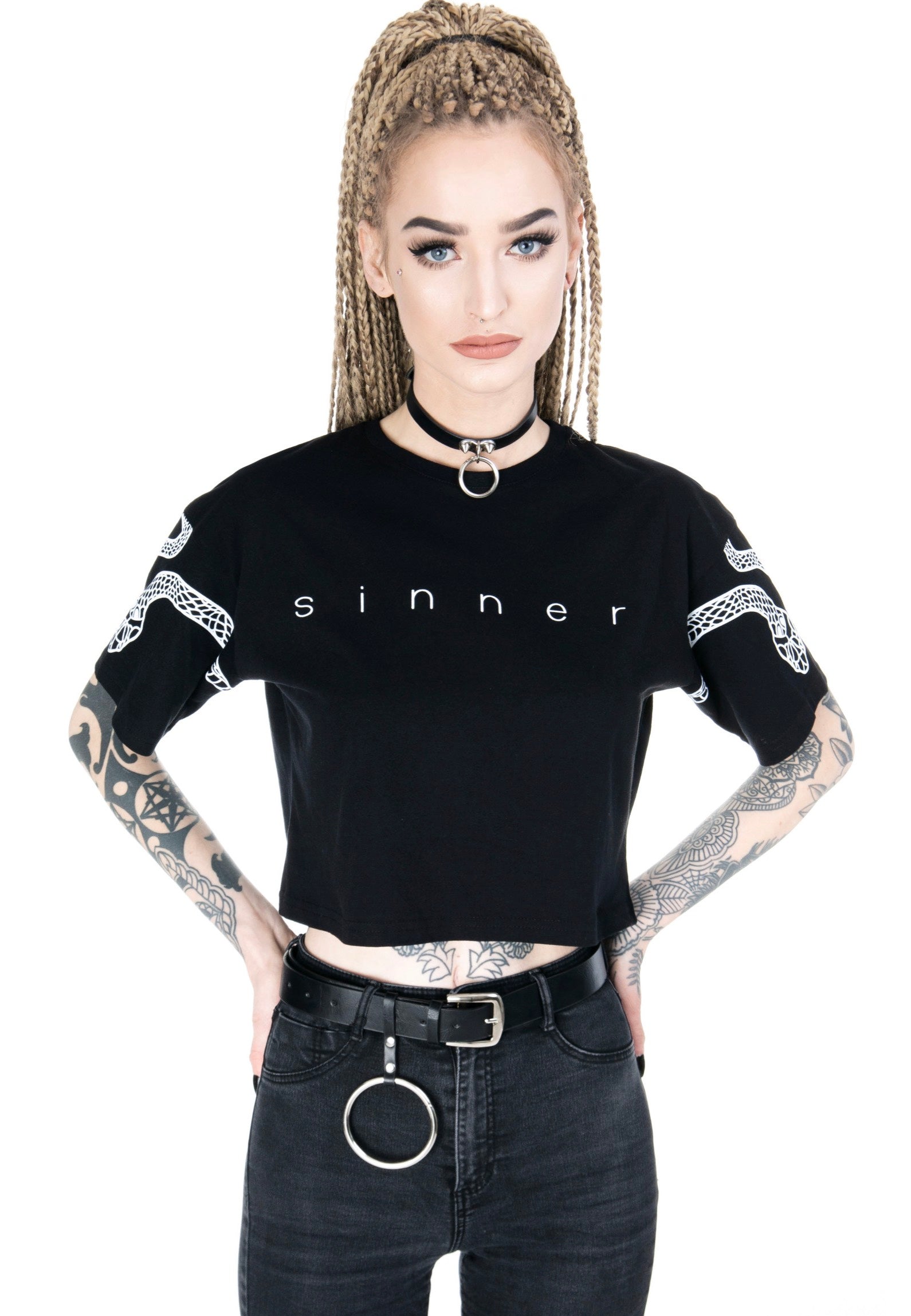 Restyle - Sinner Crop With Snakes Black/White - Top | Women-Image