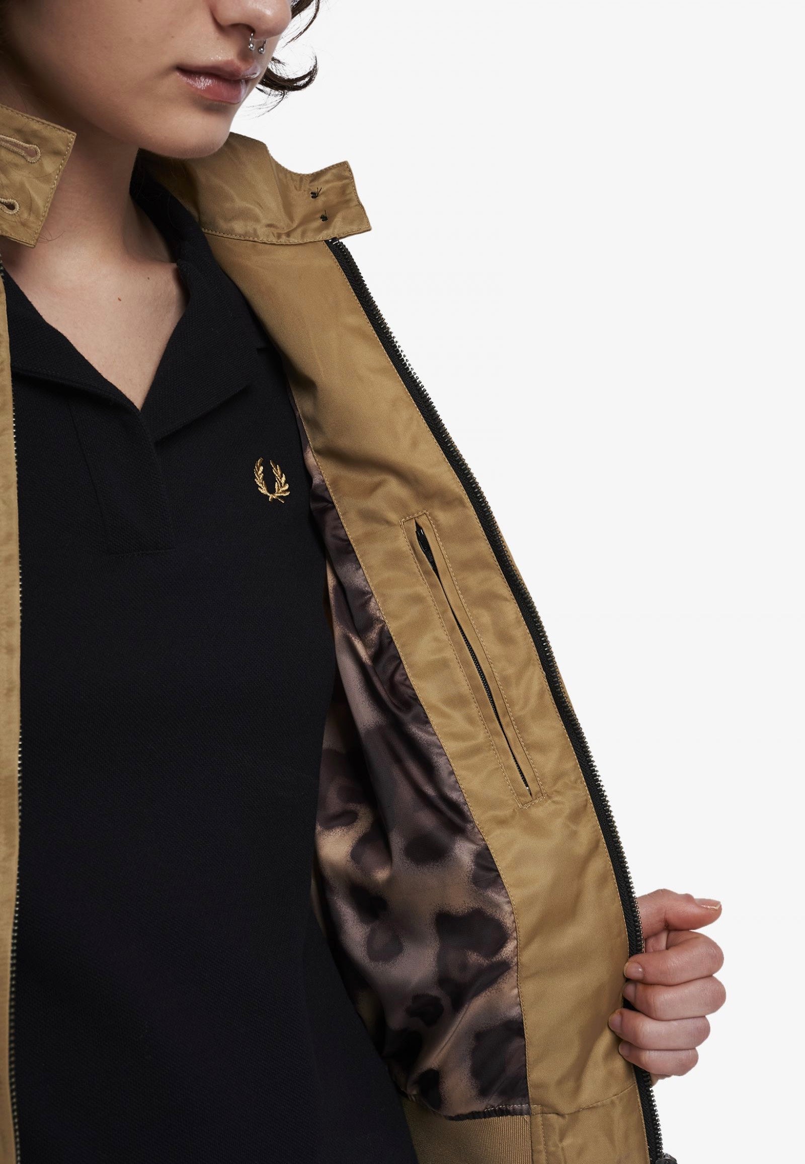 Fred Perry x Amy Winehouse - Printed Lining Warm Stone - Jacket | Women-Image