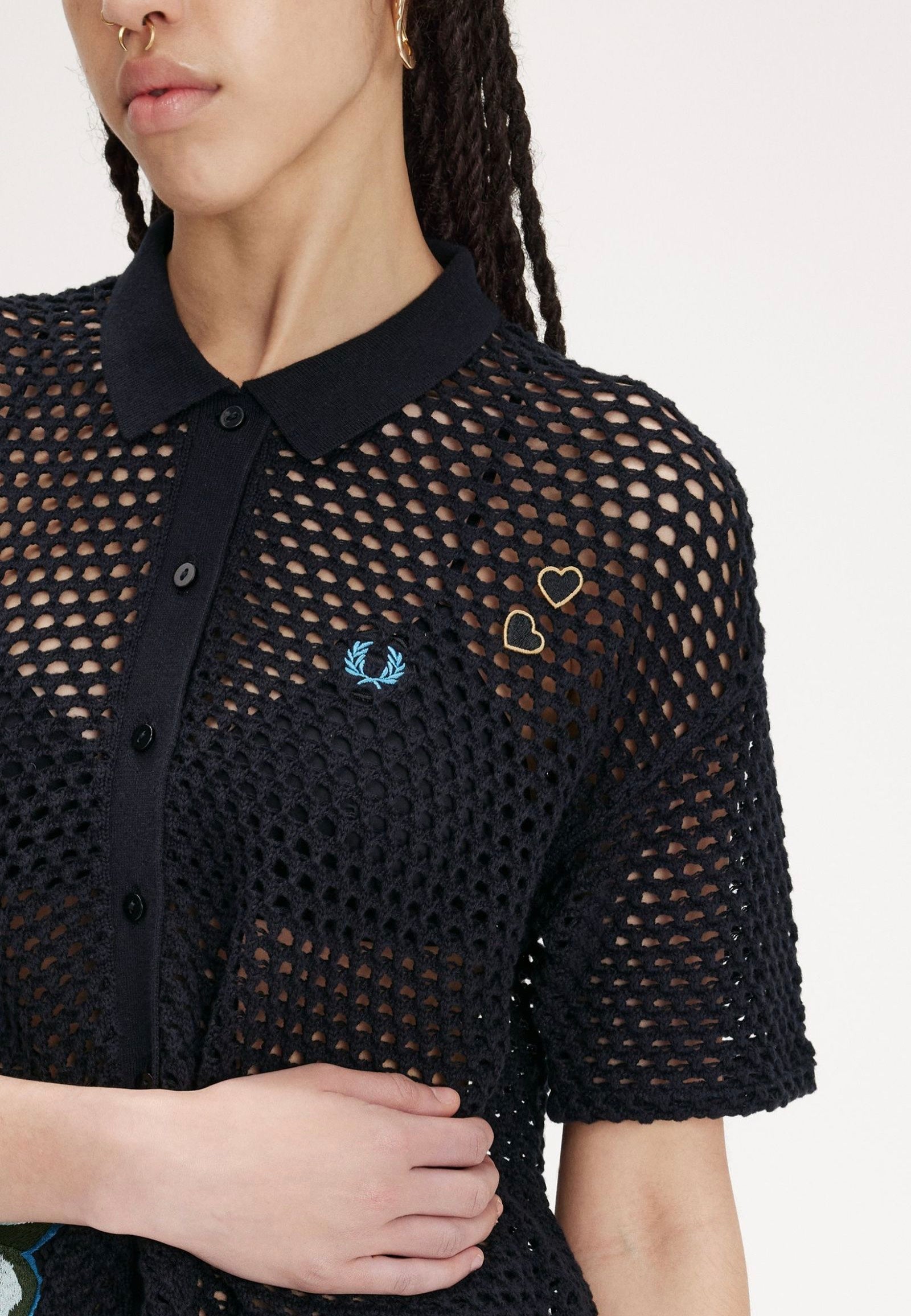 Fred Perry x Amy Winehouse - Embroidered Open Knit Black - Shirt | Women-Image