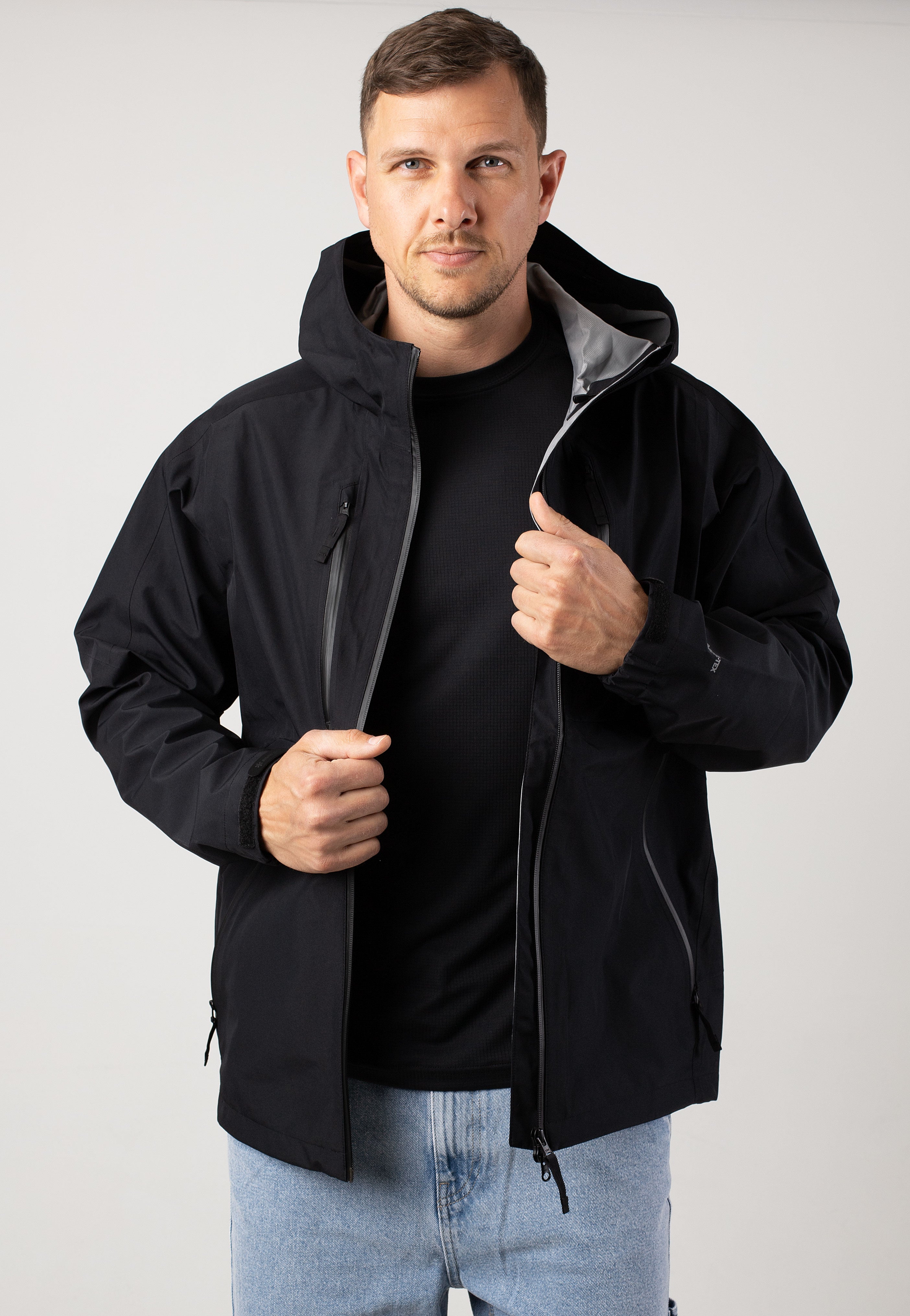 Snow Peak - Gore Tex Black - Windbreaker | Men-Image