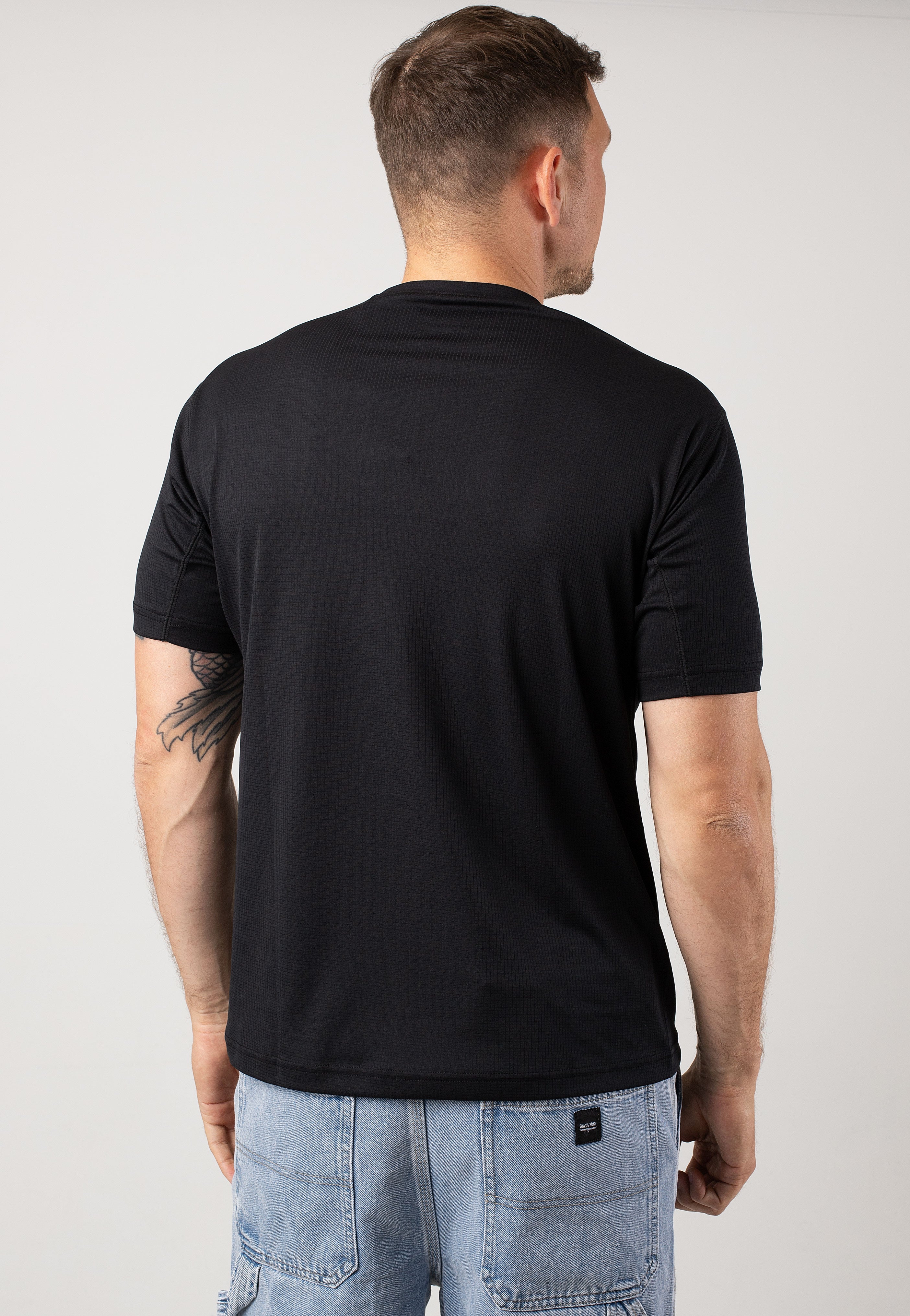 Snow Peak - Pe Power Dry Black - T-Shirt | Men-Image