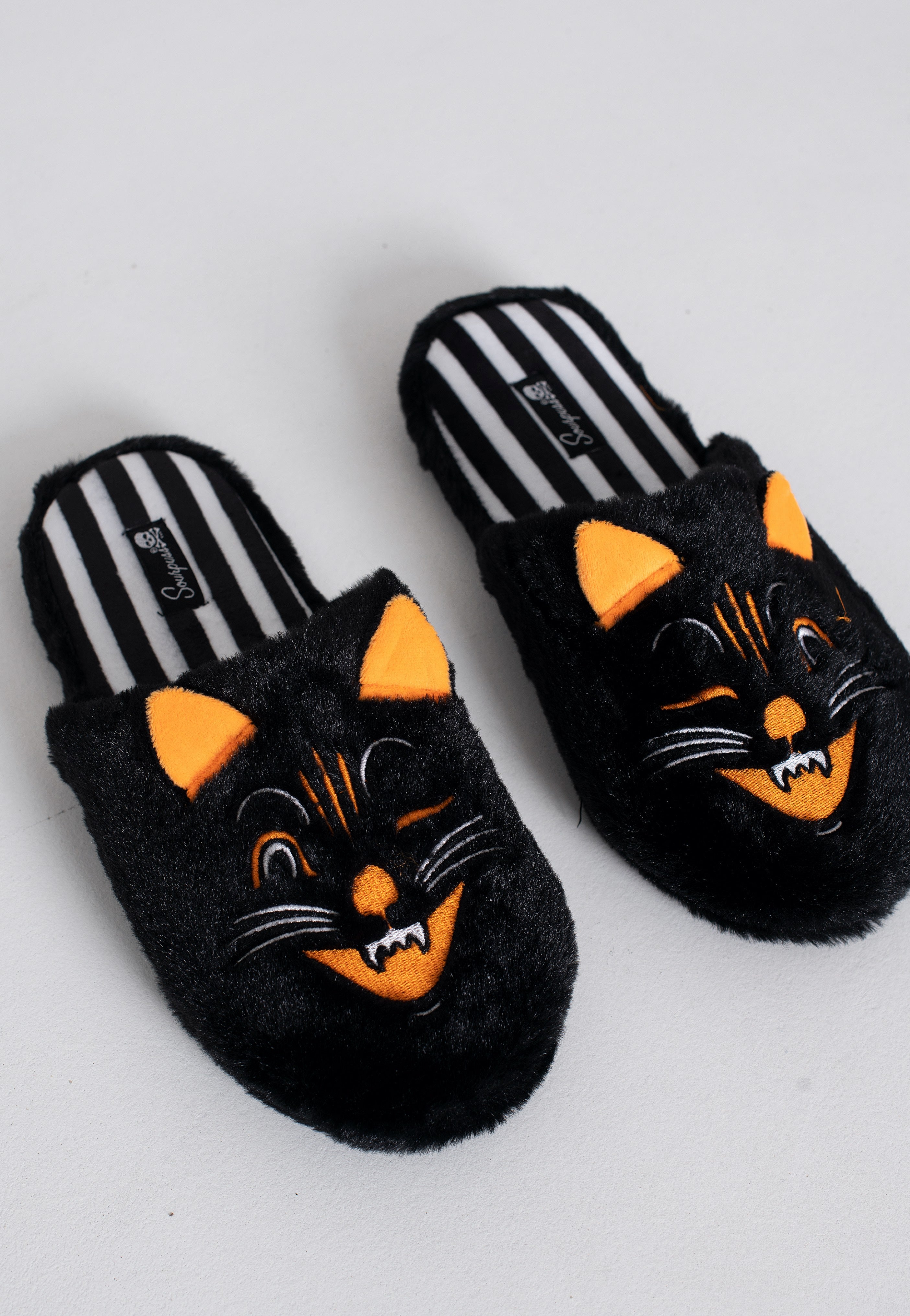 Sourpuss Clothing - Furry Jinx The Cat - Slippers | Women-Image