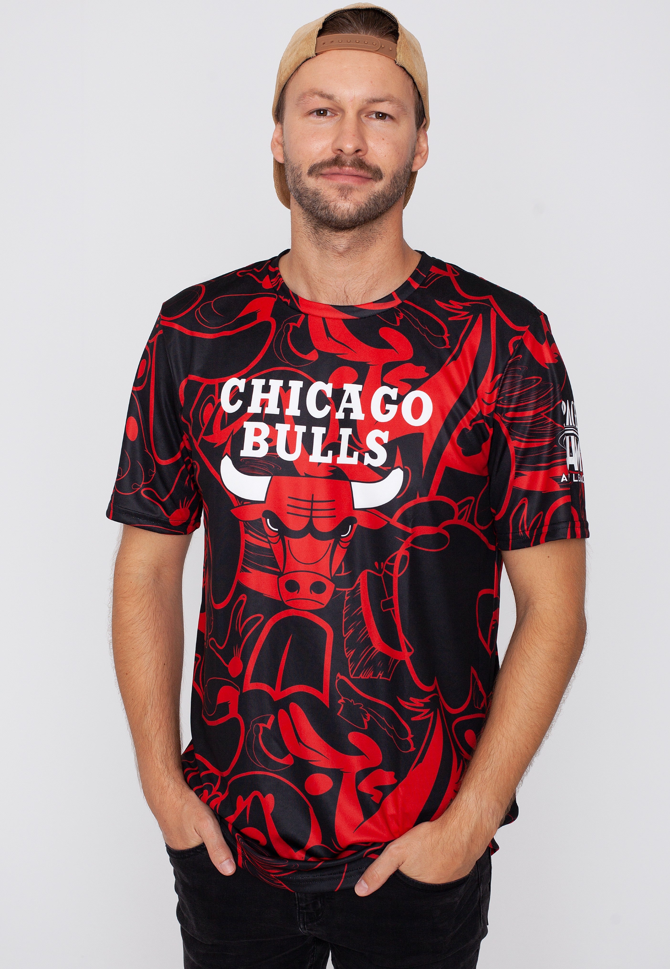 Space Jam - Chicago Bulls: Team In The Paint Red - T-Shirt | Men-Image