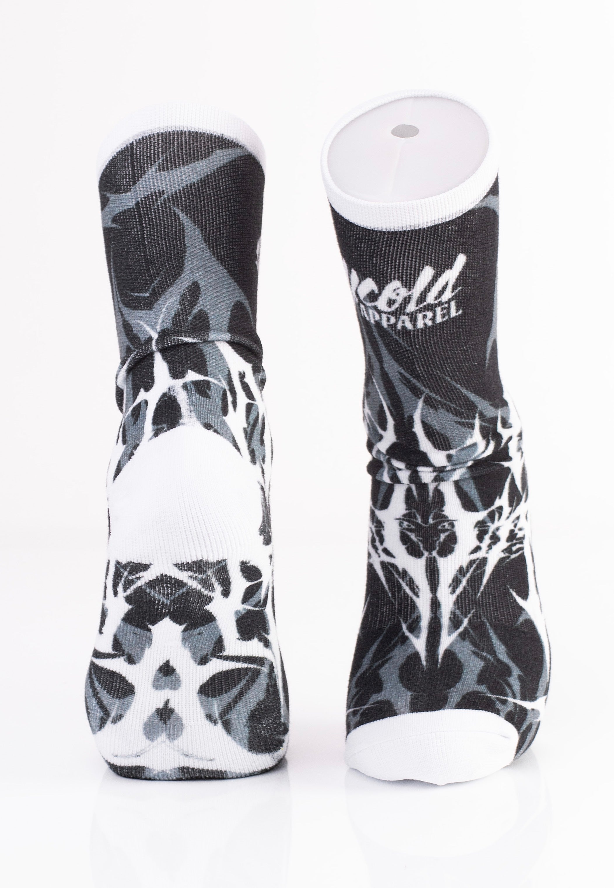 Stay Cold Apparel - Eternal Conquest Comfort Black/White - Socks | Neutral-Image