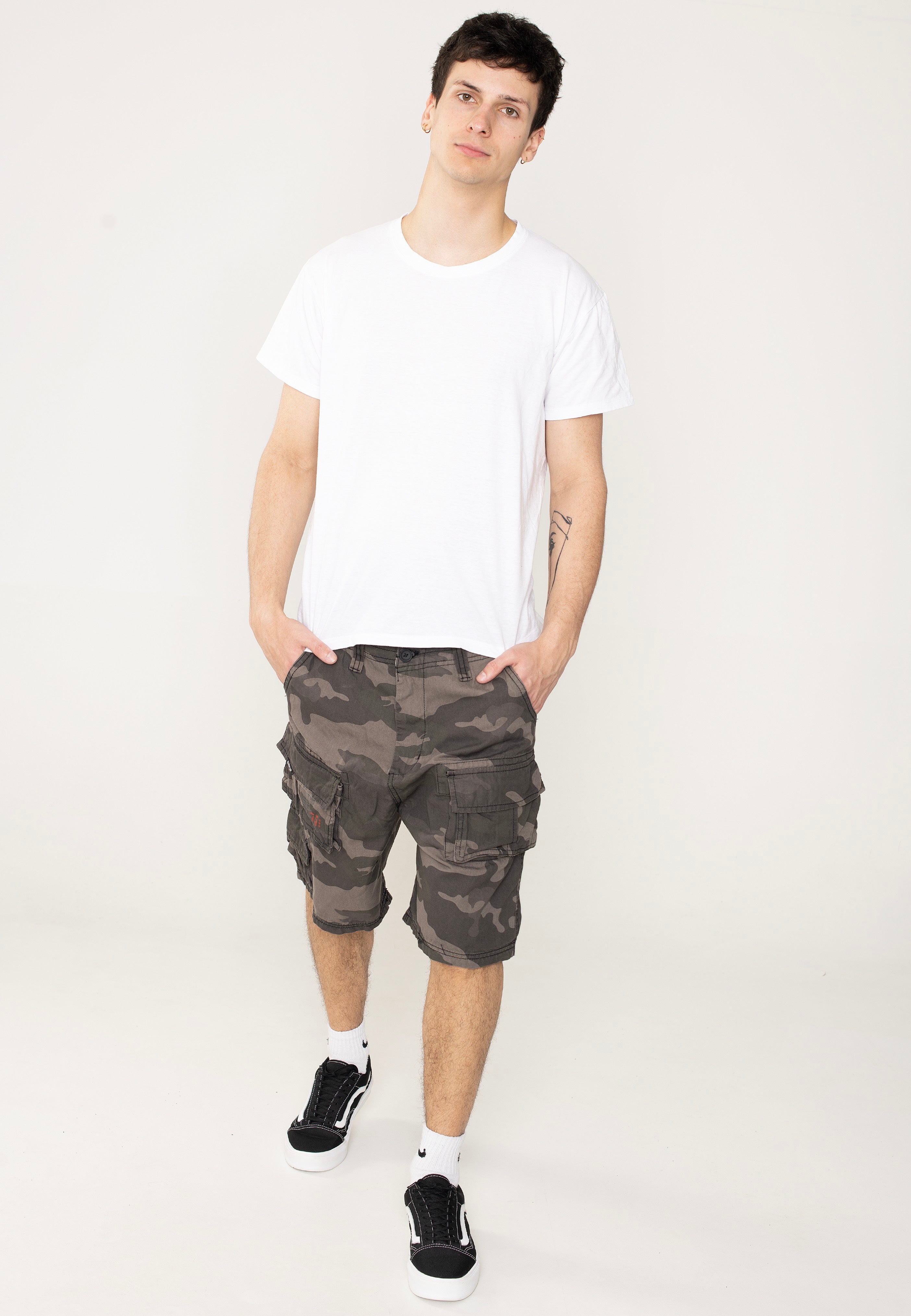 Surplus - Trooper Black Camo - Shorts | Men-Image