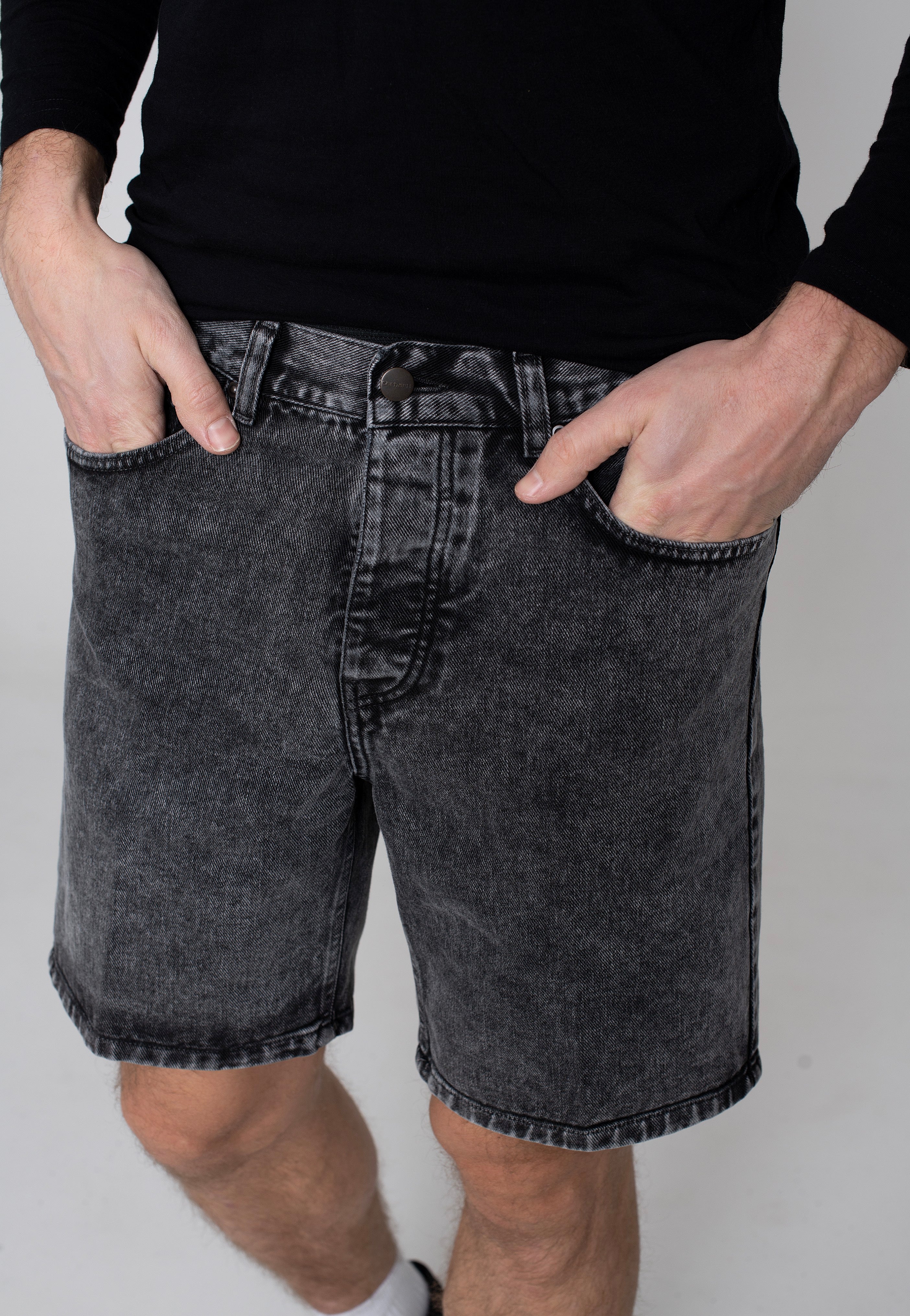 Carhartt WIP - Newel Worn Washed Black - Shorts | Men-Image