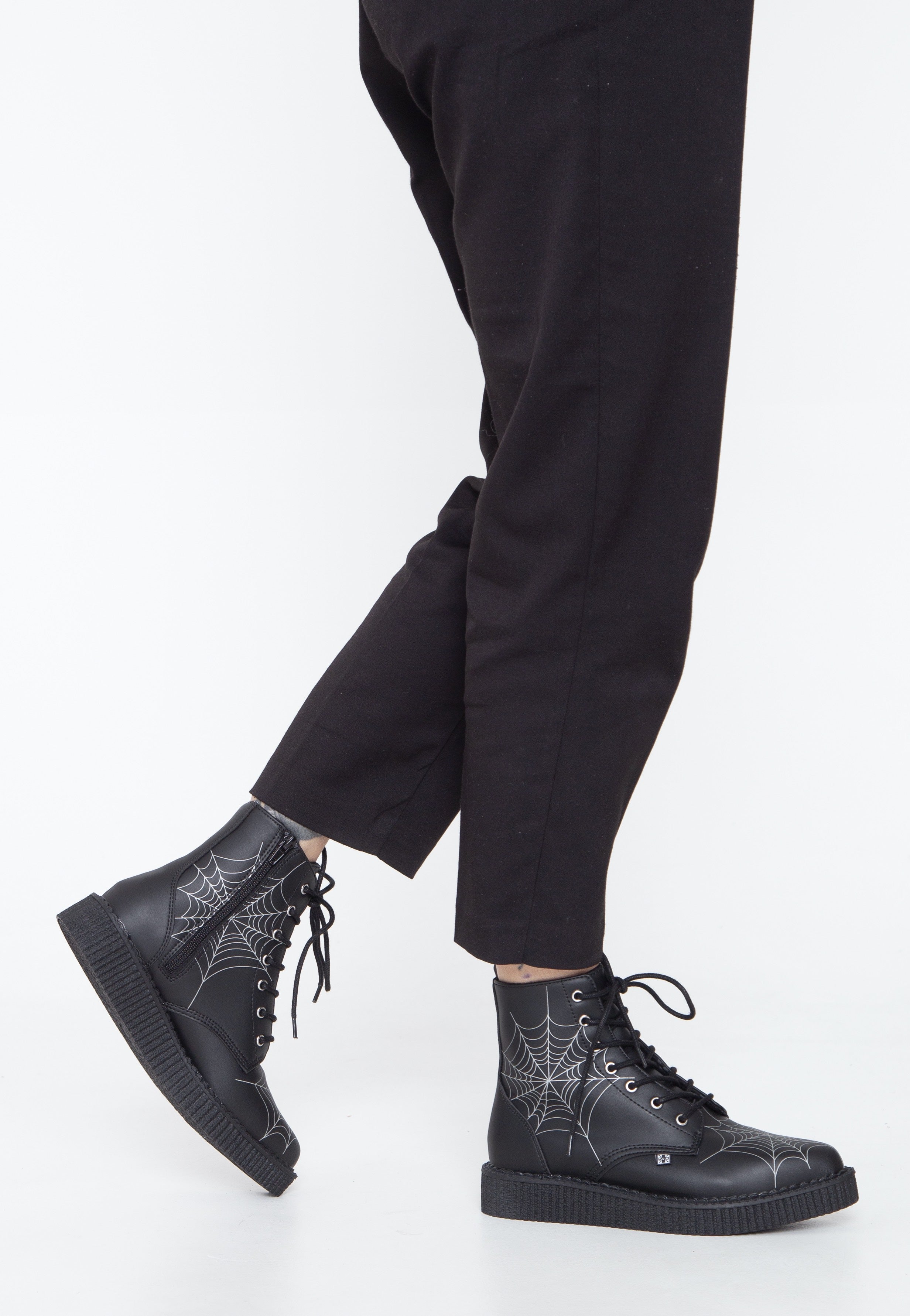 T.U.K. - Pointed Creeper 7 Eye Boot Spiders Web Black Pu - Girl Shoes | Women-Image