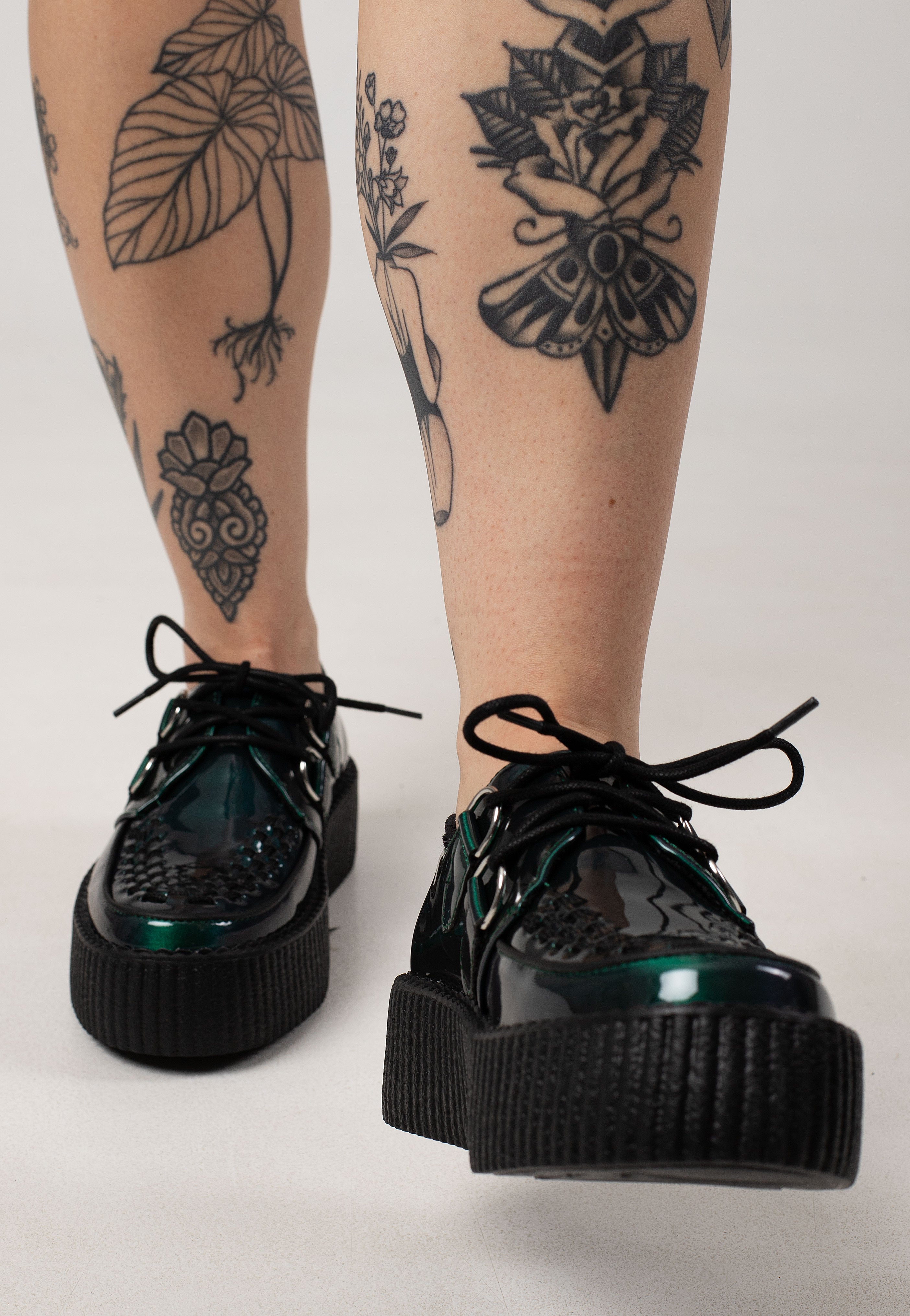 T.U.K. - Viva High Green Metallic - Girl Shoes | Women-Image