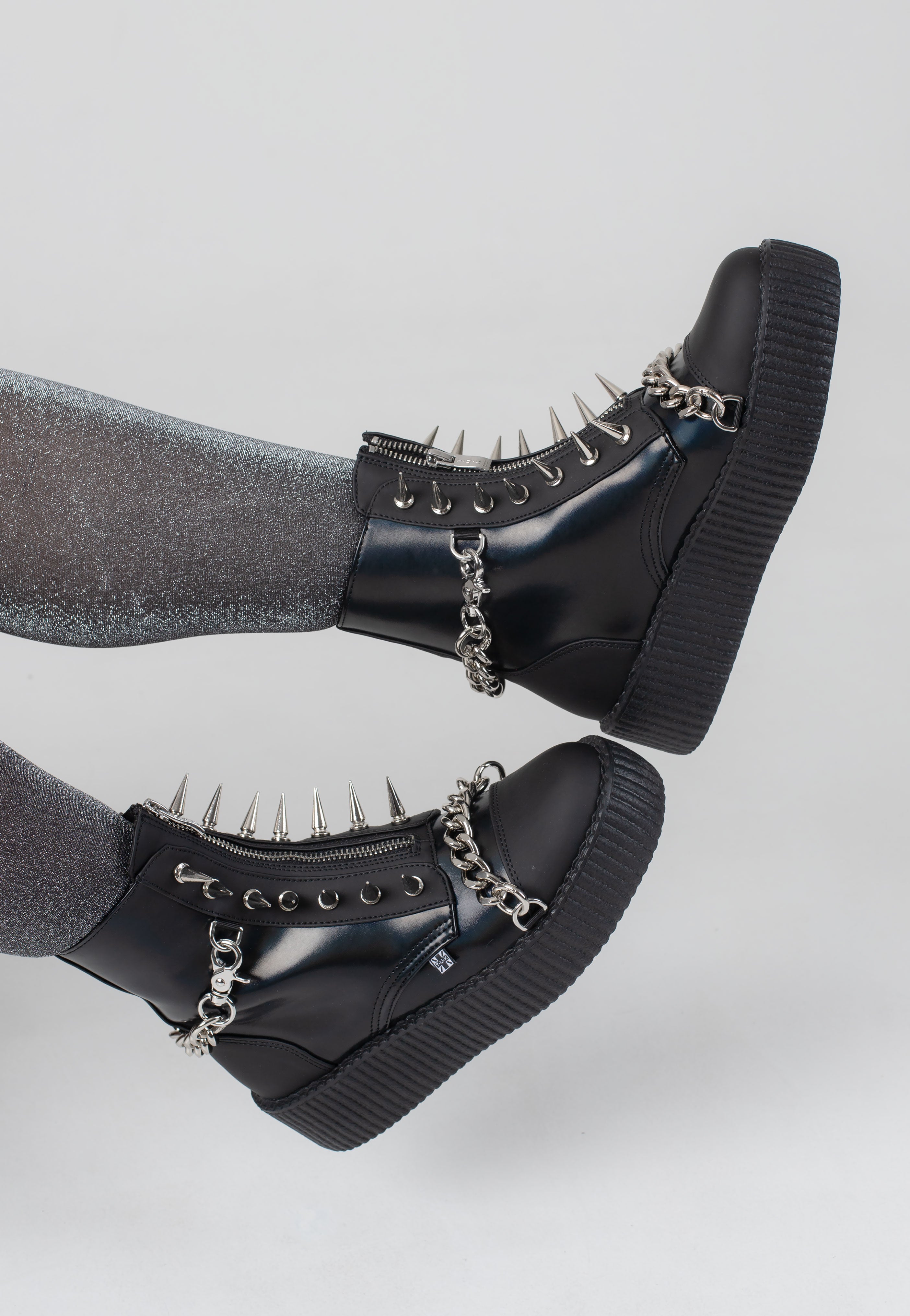 T.U.K. - Viva High Sole Black Spike N Chain - Girl Shoes | Women-Image