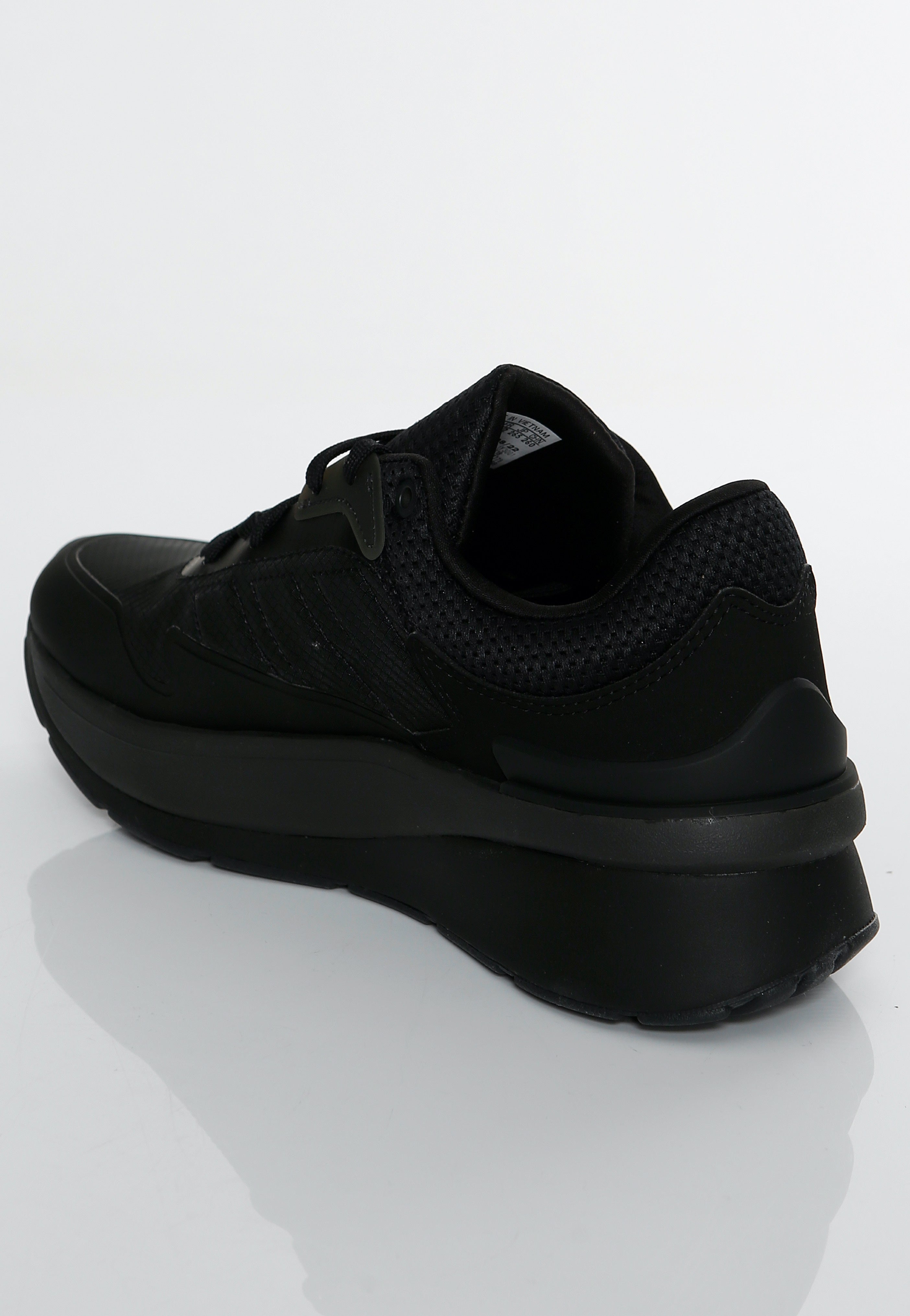 Adidas - Znchill Cblack/Carbon/Ftwwht - Shoes | Men-Image