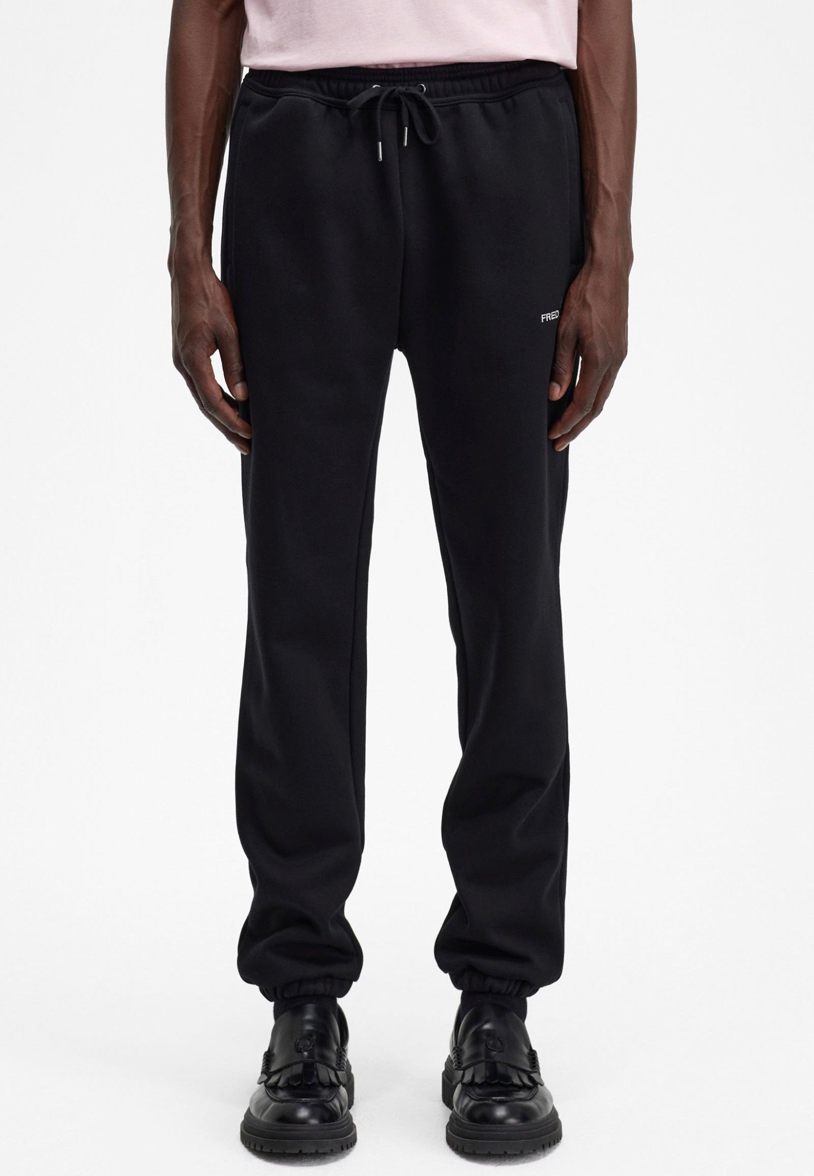 Fred Perry - Embroidered Black - Sweat Pants | Men-Image