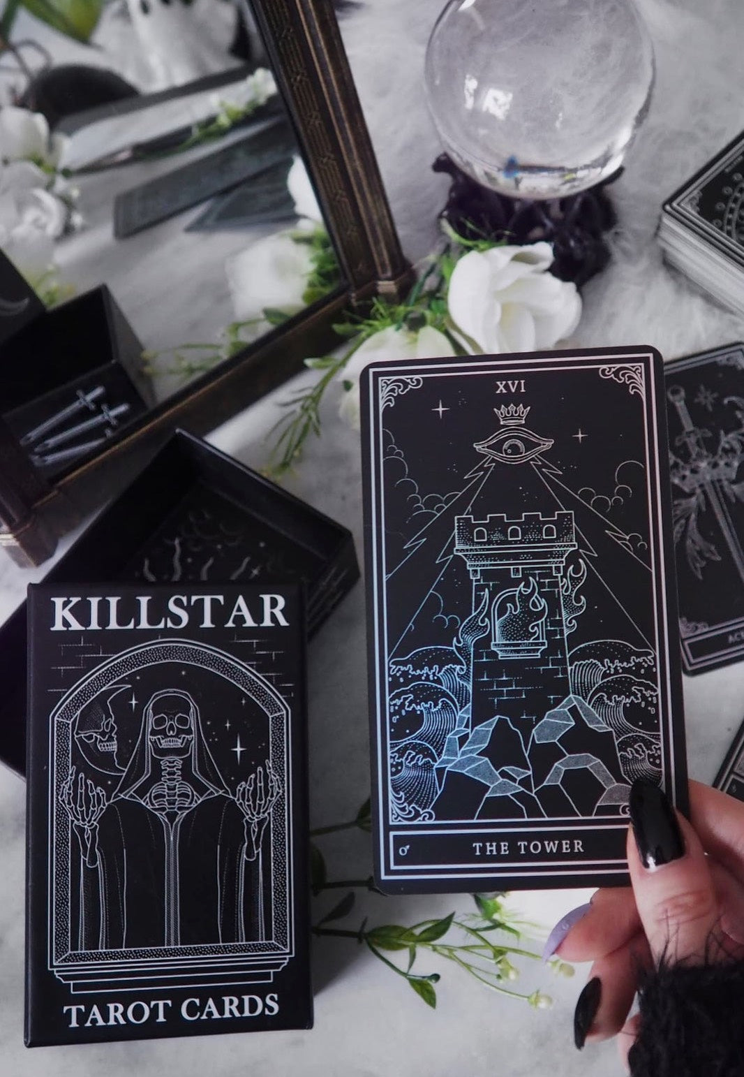 Killstar - Holographic - Tarot Cards | Neutral-Image