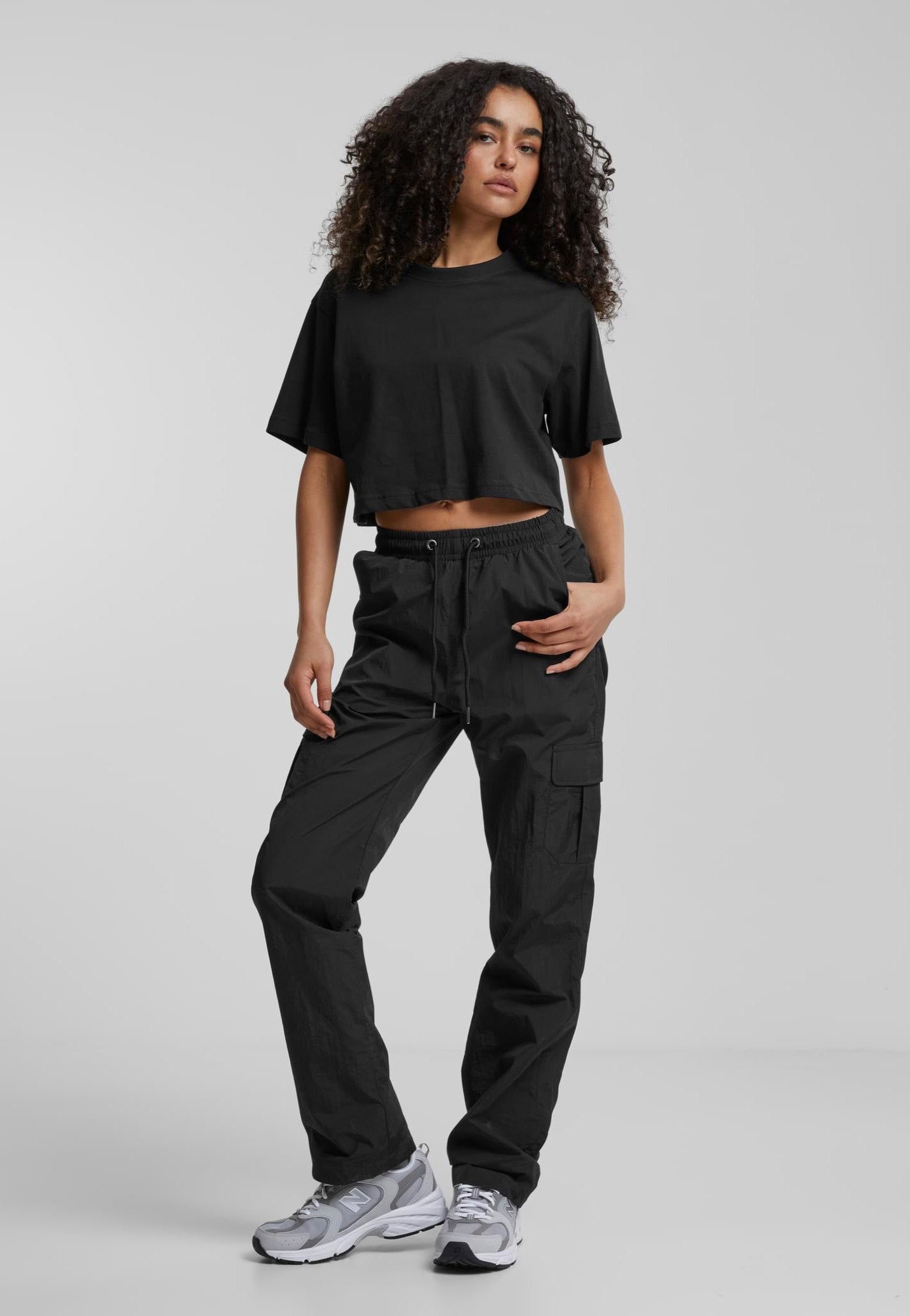 Urban Classics - Short Oversized Black - Top | Women-Image