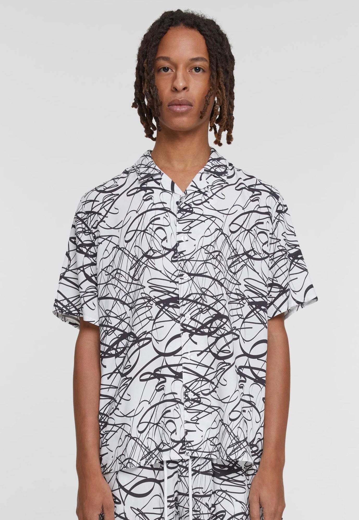 Urban Classics - Viscose AOP Resort Whitescribble - Shirt | Men-Image