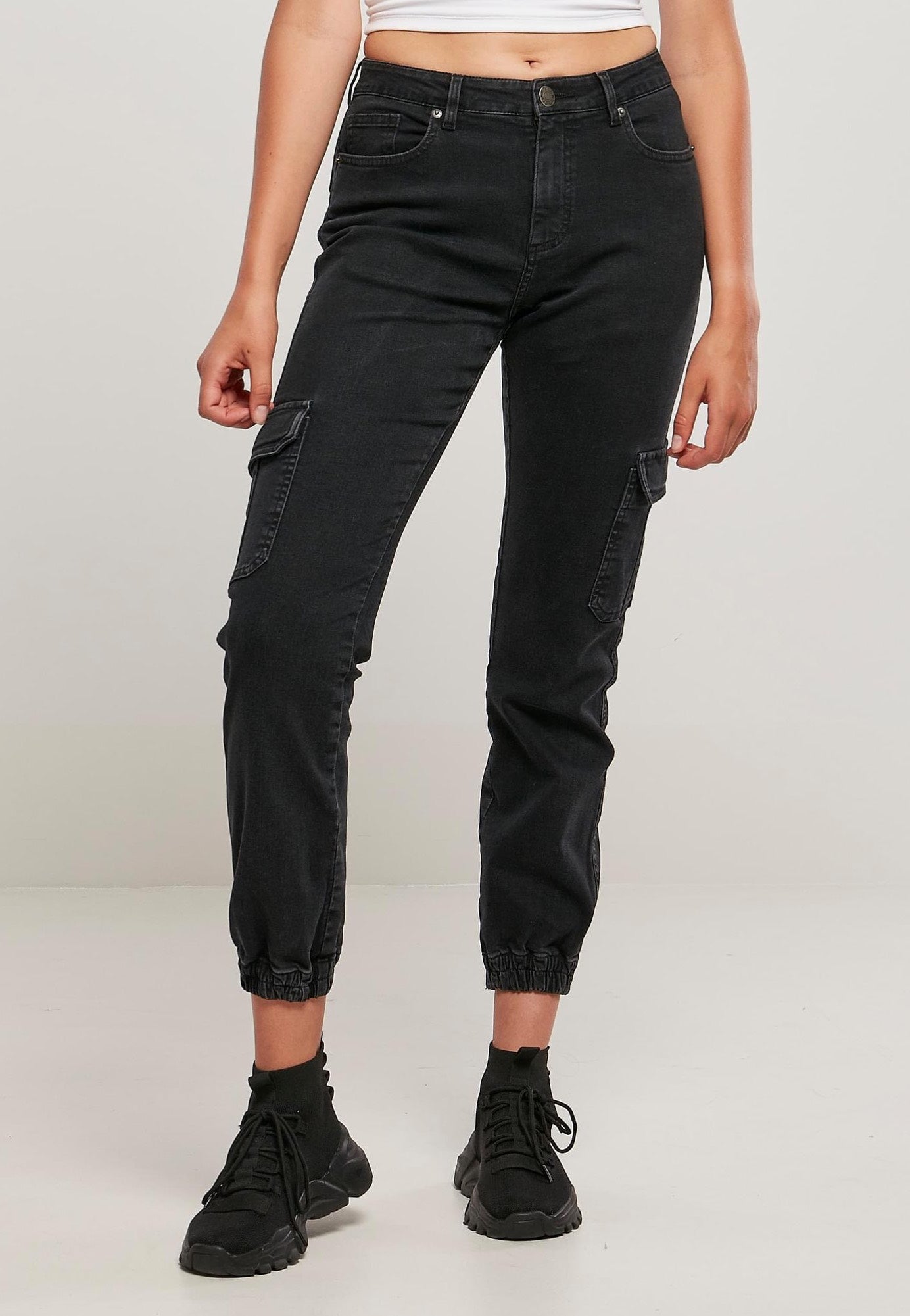 Urban Classics - Ladies Organic Stretch Denim Cargo Black Washed - Pants | Women-Image