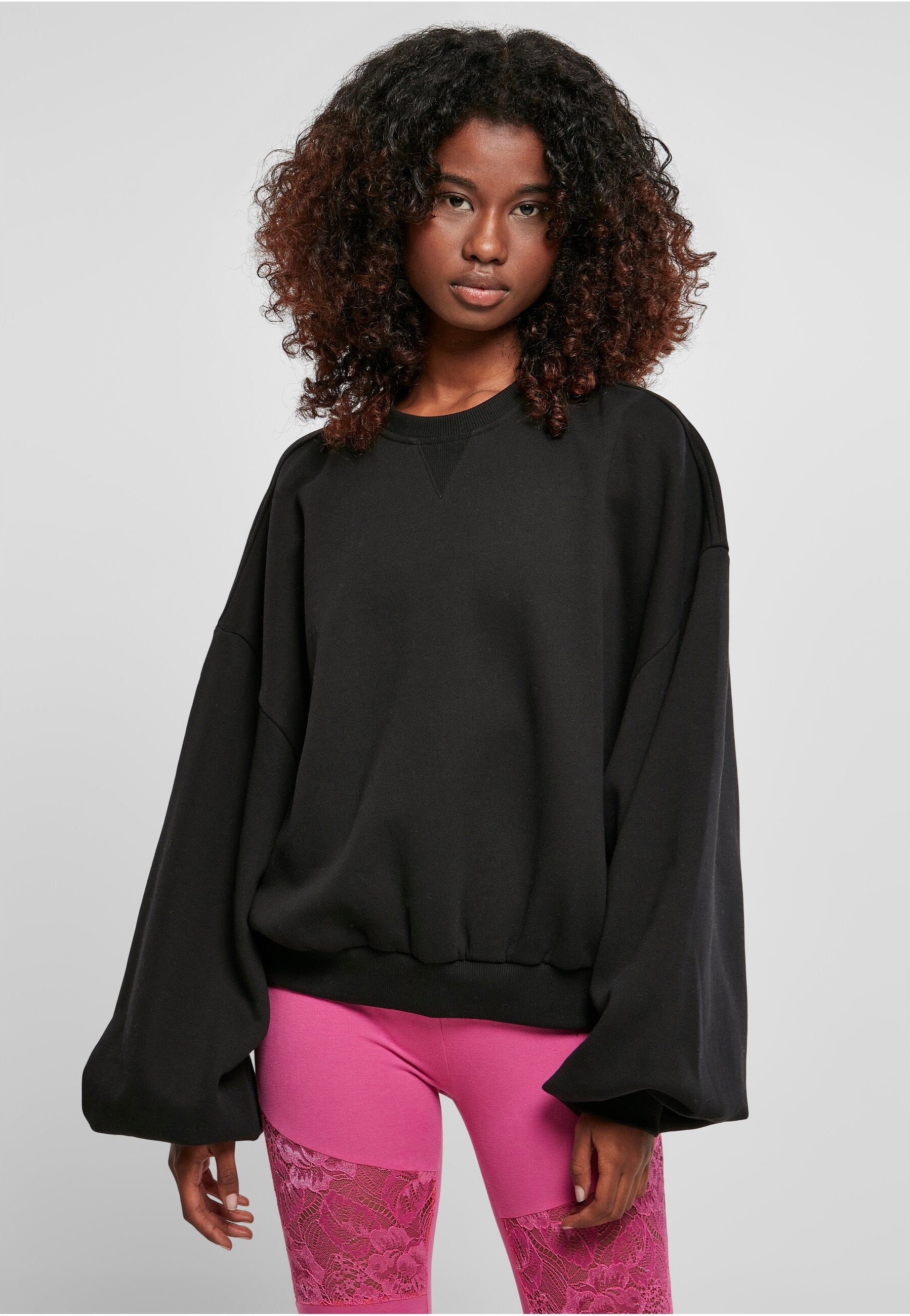 Urban Classics - Ladies Oversized Triangle Black - Sweater | Women-Image