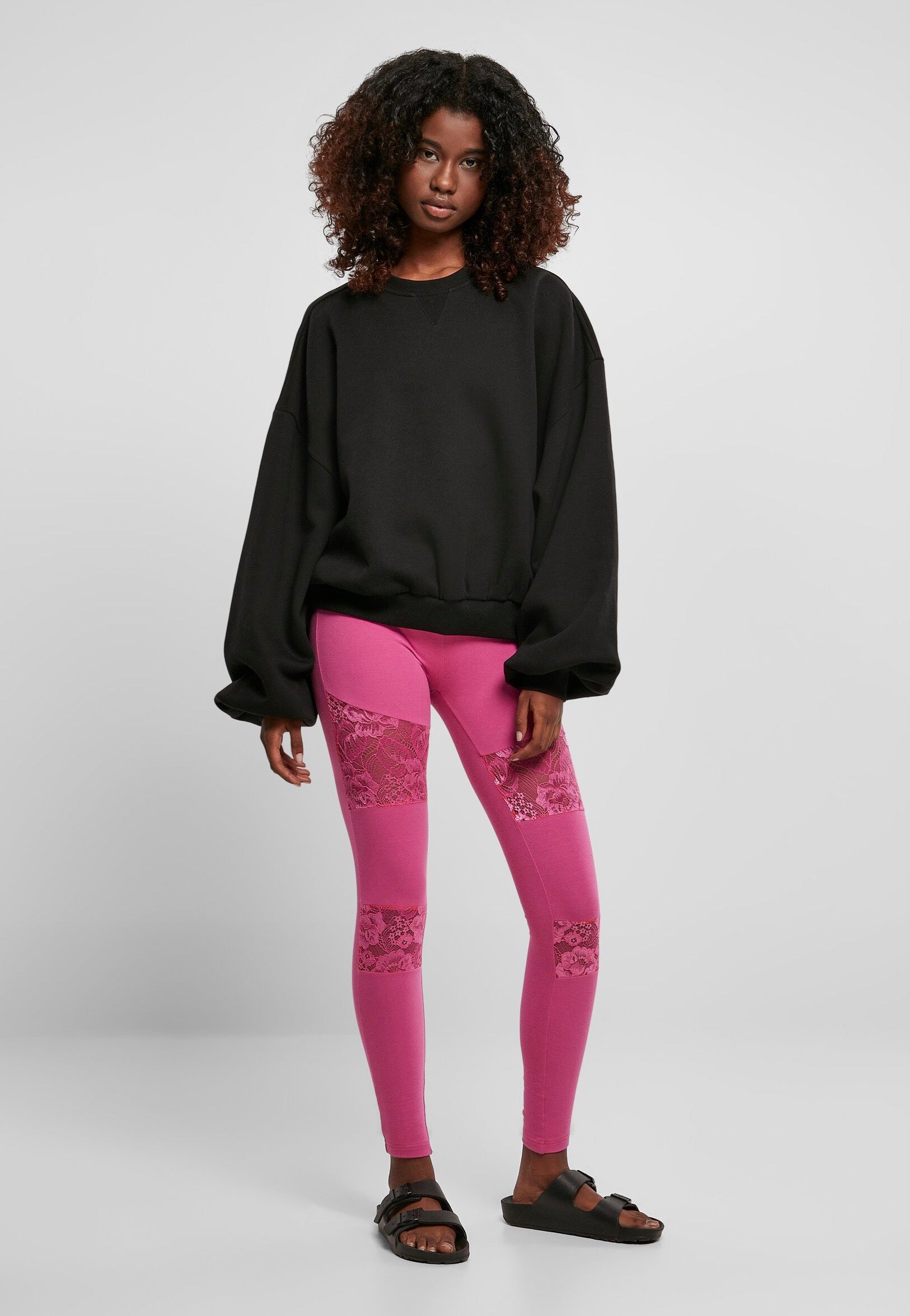 Urban Classics - Ladies Oversized Triangle Black - Sweater | Women-Image