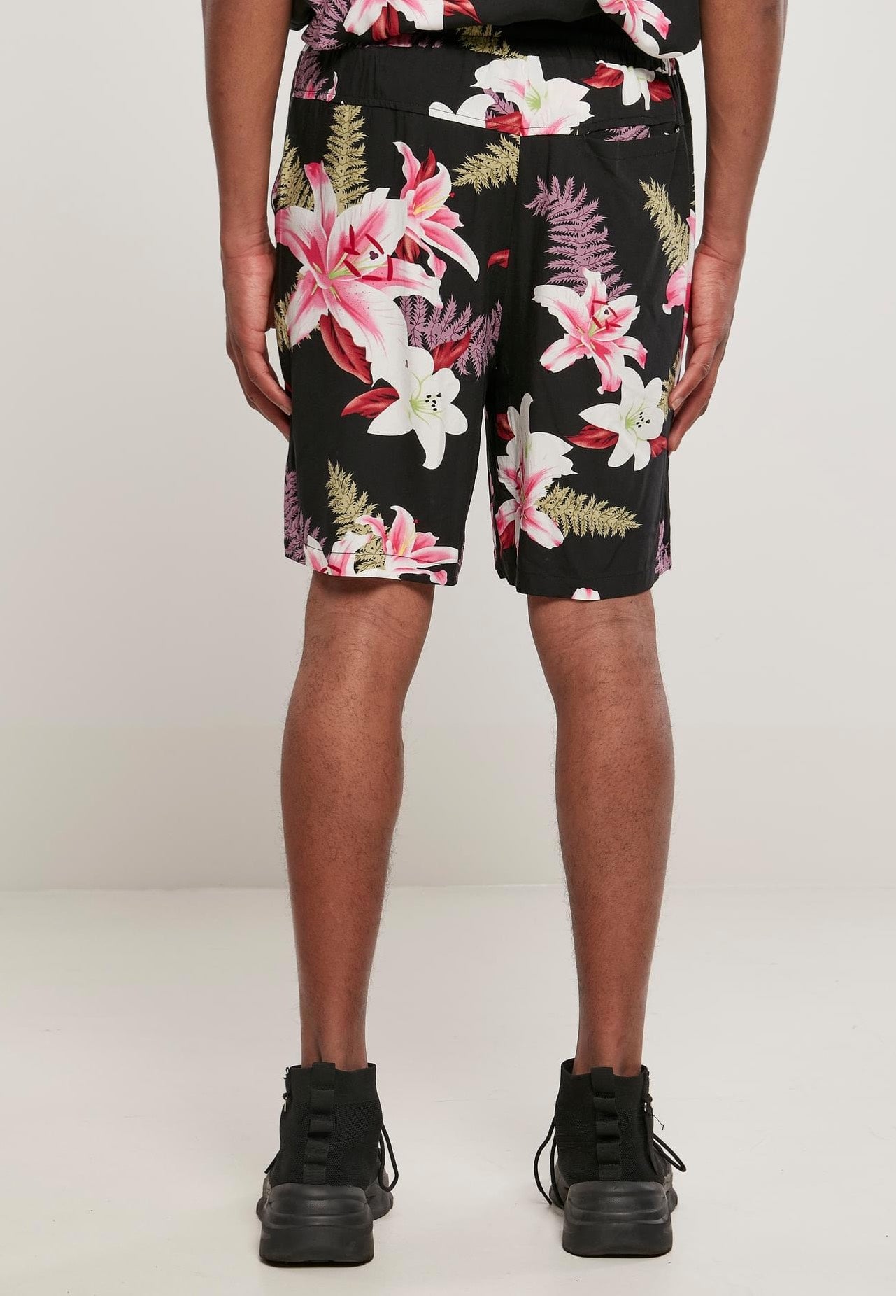 Urban Classics - Viscose AOP Resort Darkjungle - Shorts | Men-Image