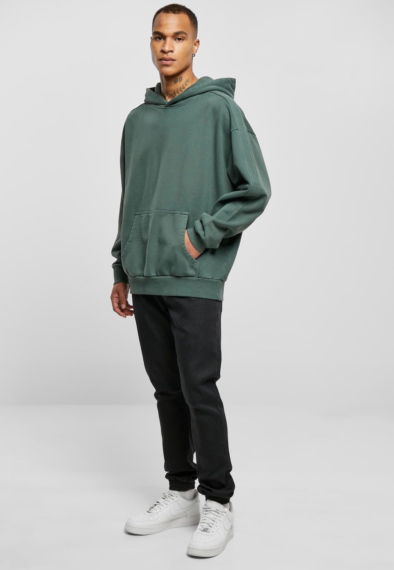 Urban Classics - Heavy Terry Garment Dye Bottlegreen - Hoodie | Men-Image