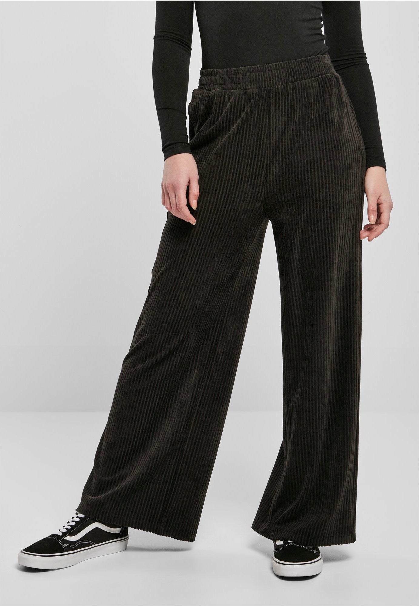 Urban Classics - Ladies Velvet Rib Straight Black - Pants | Women-Image