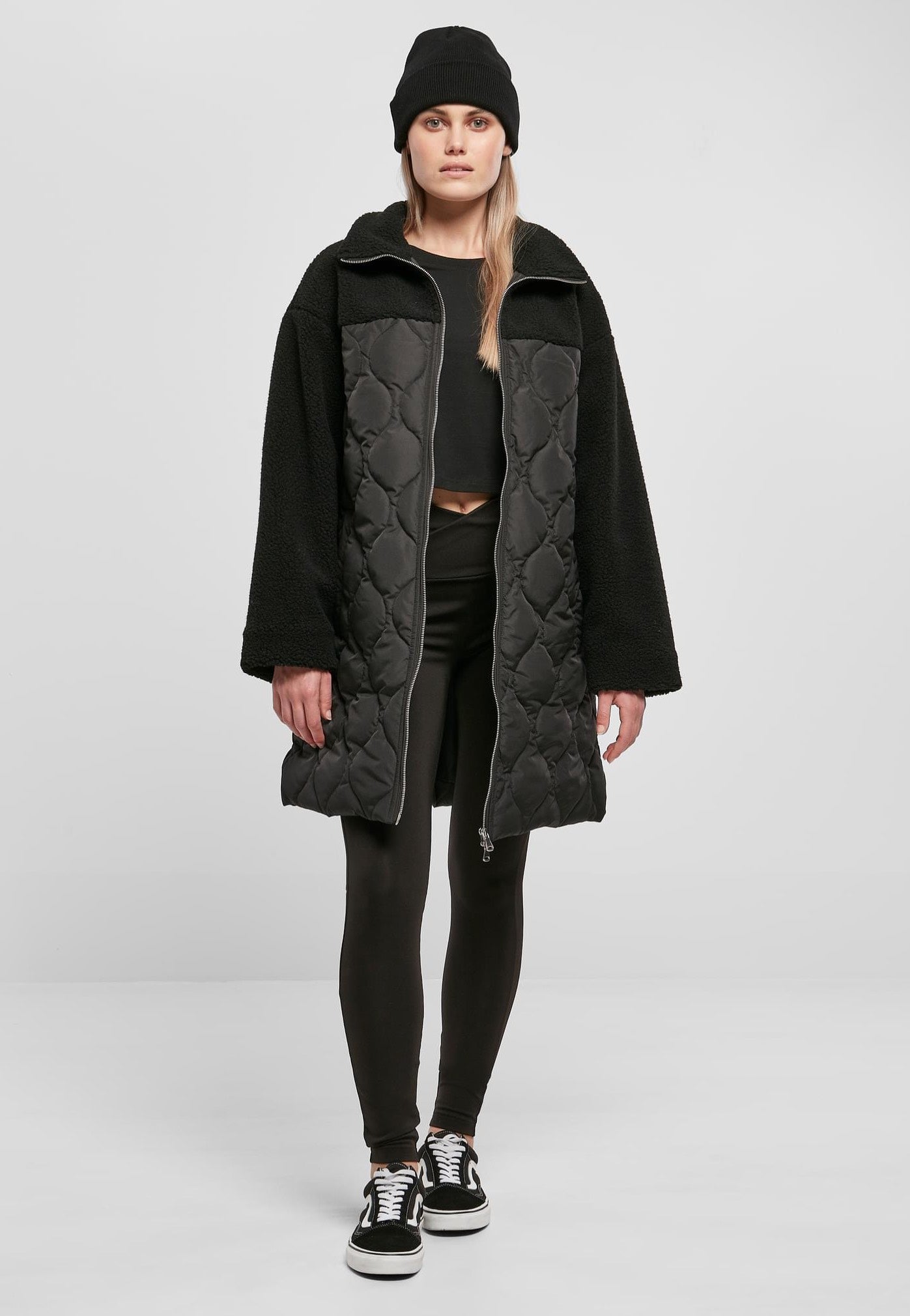 Urban Classics - Ladies Oversized Sherpa Quilted Black - Jacket | Women-Image