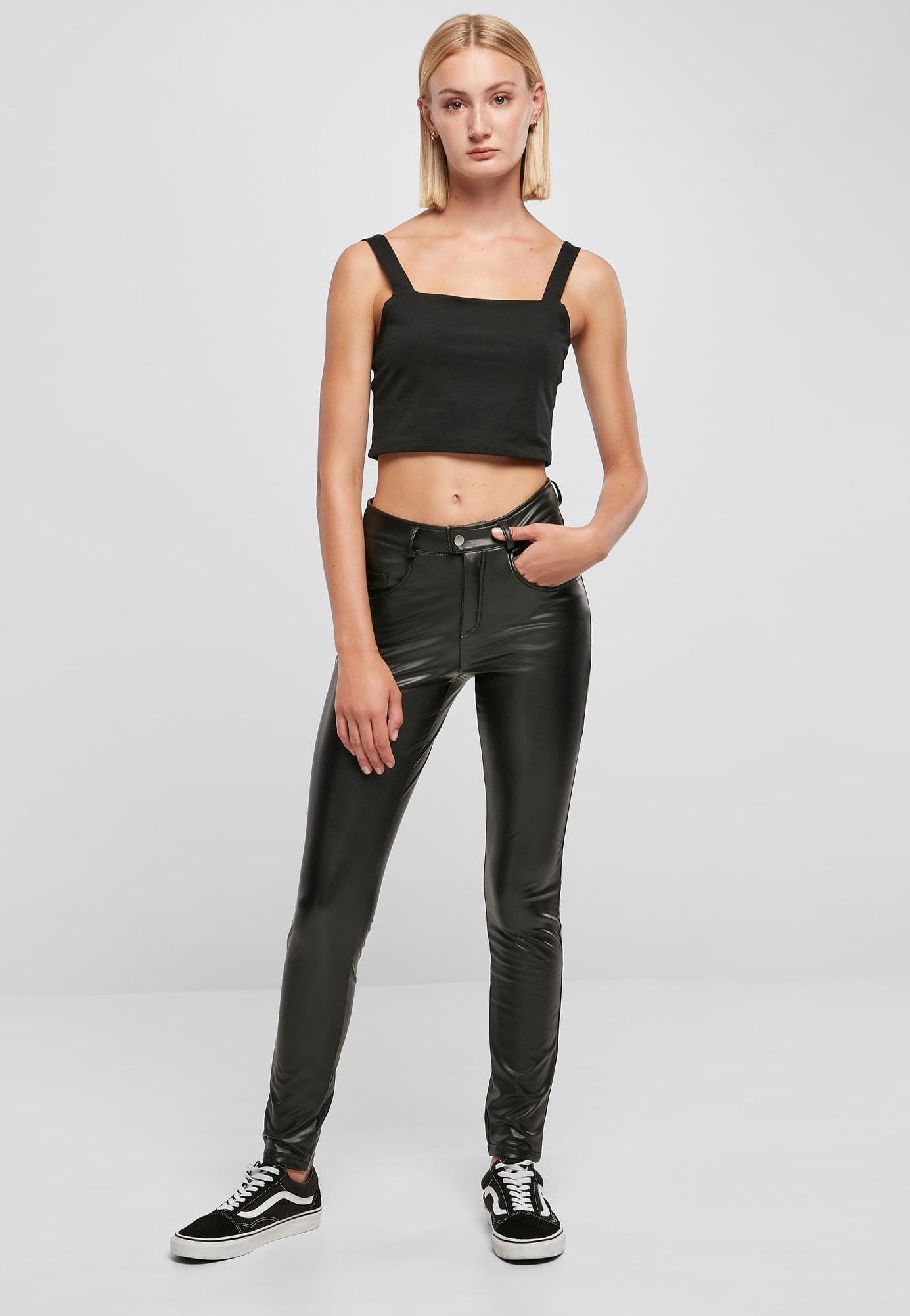 Urban Classics - Ladies Mid Waist Synthetic Leather Black - Pants | Women-Image