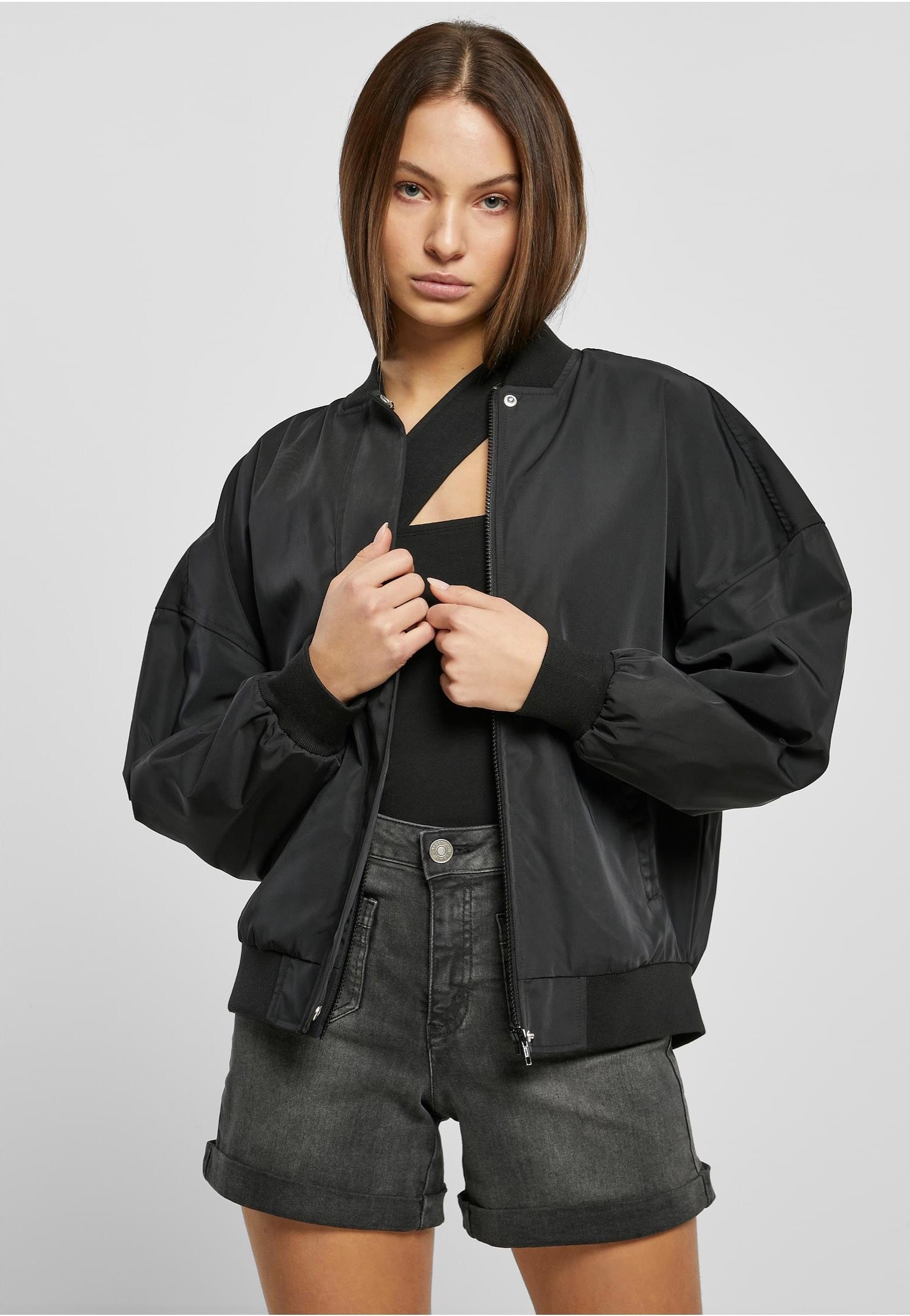 Urban Classics - Ladies Recycled Oversized Light Bomber Black - Jacket | Women-Image