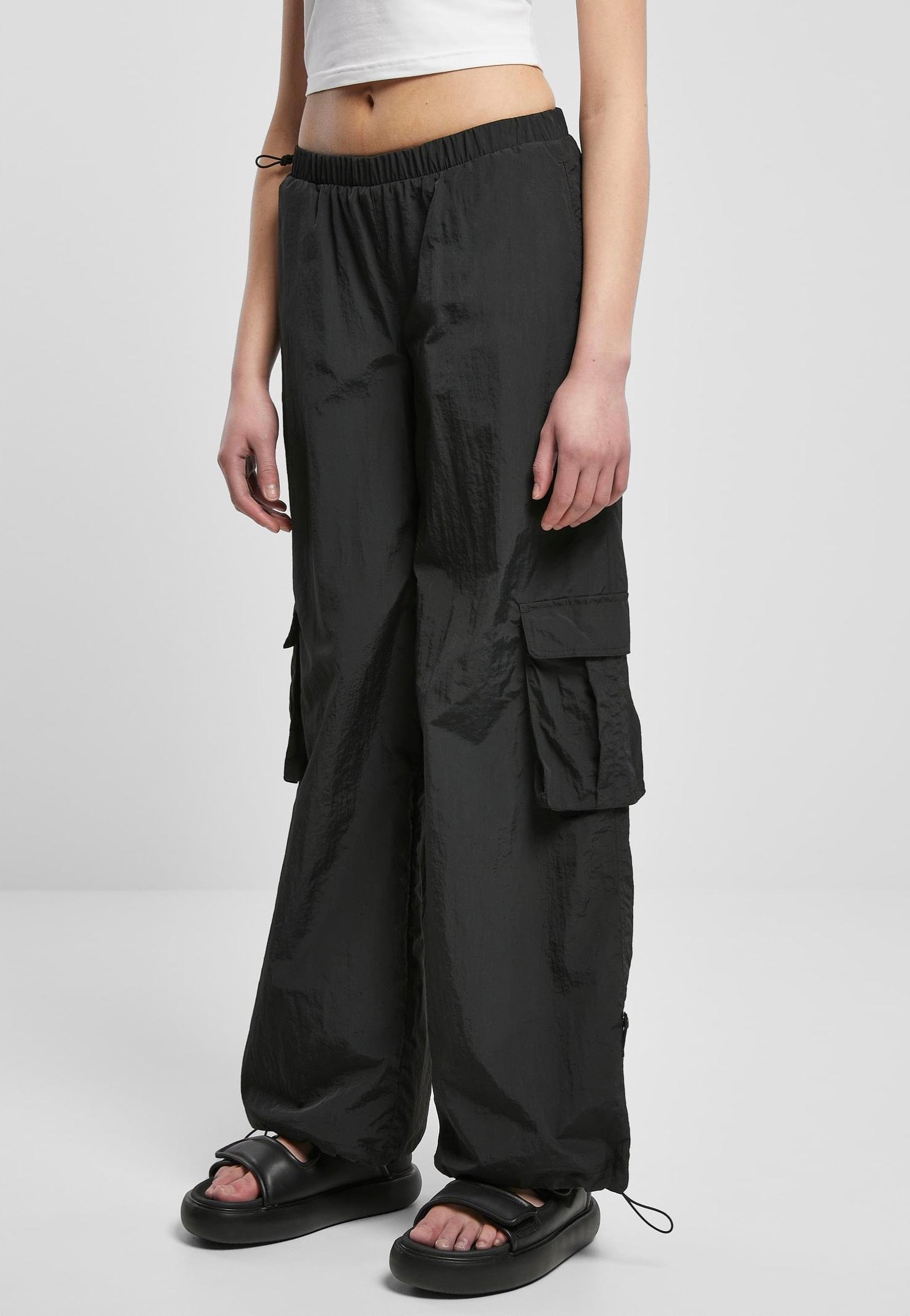 Urban Classics - Ladies Wide Crinkle Nylon Black - Pants | Women-Image