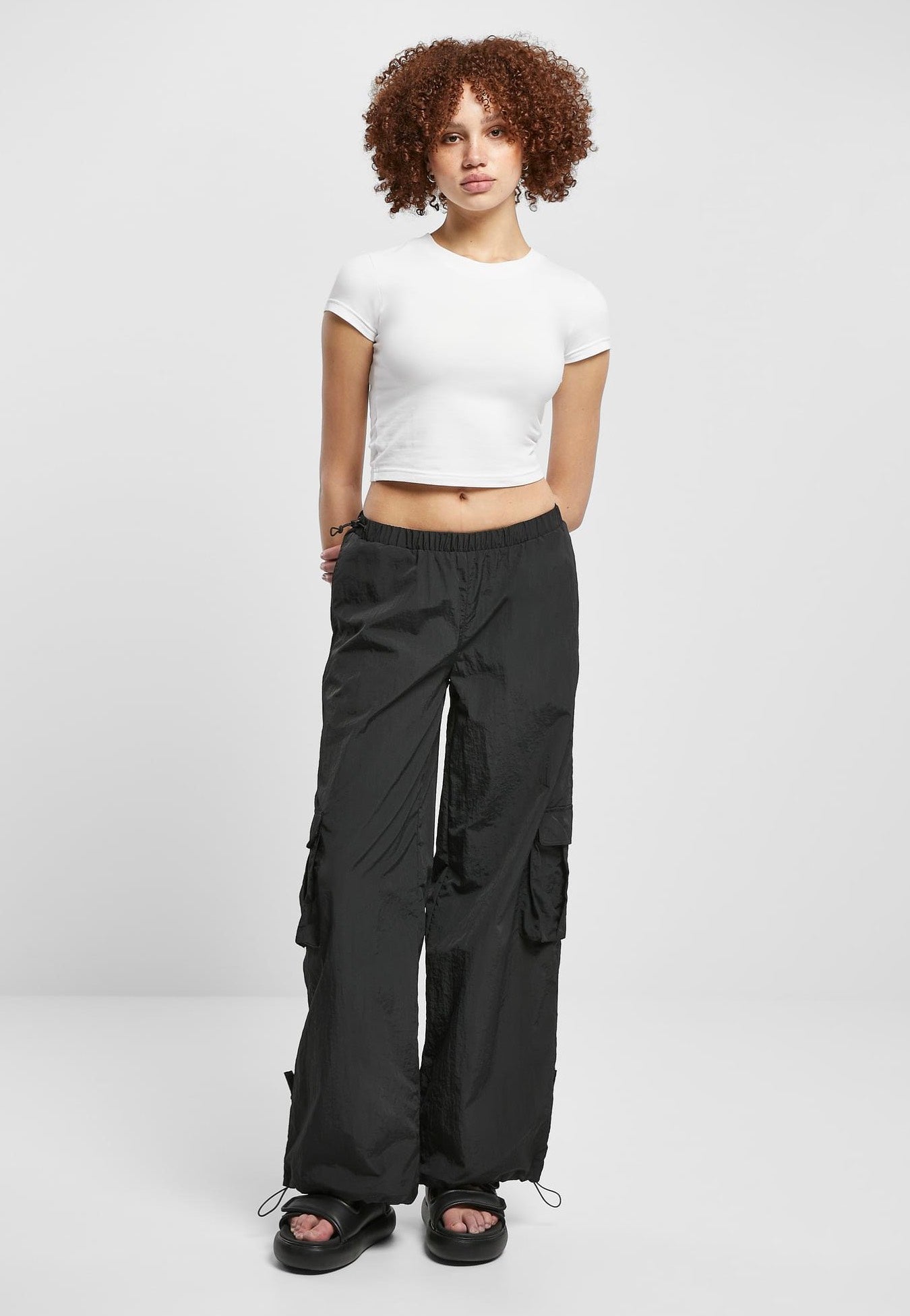 Urban Classics - Ladies Wide Crinkle Nylon Black - Pants | Women-Image