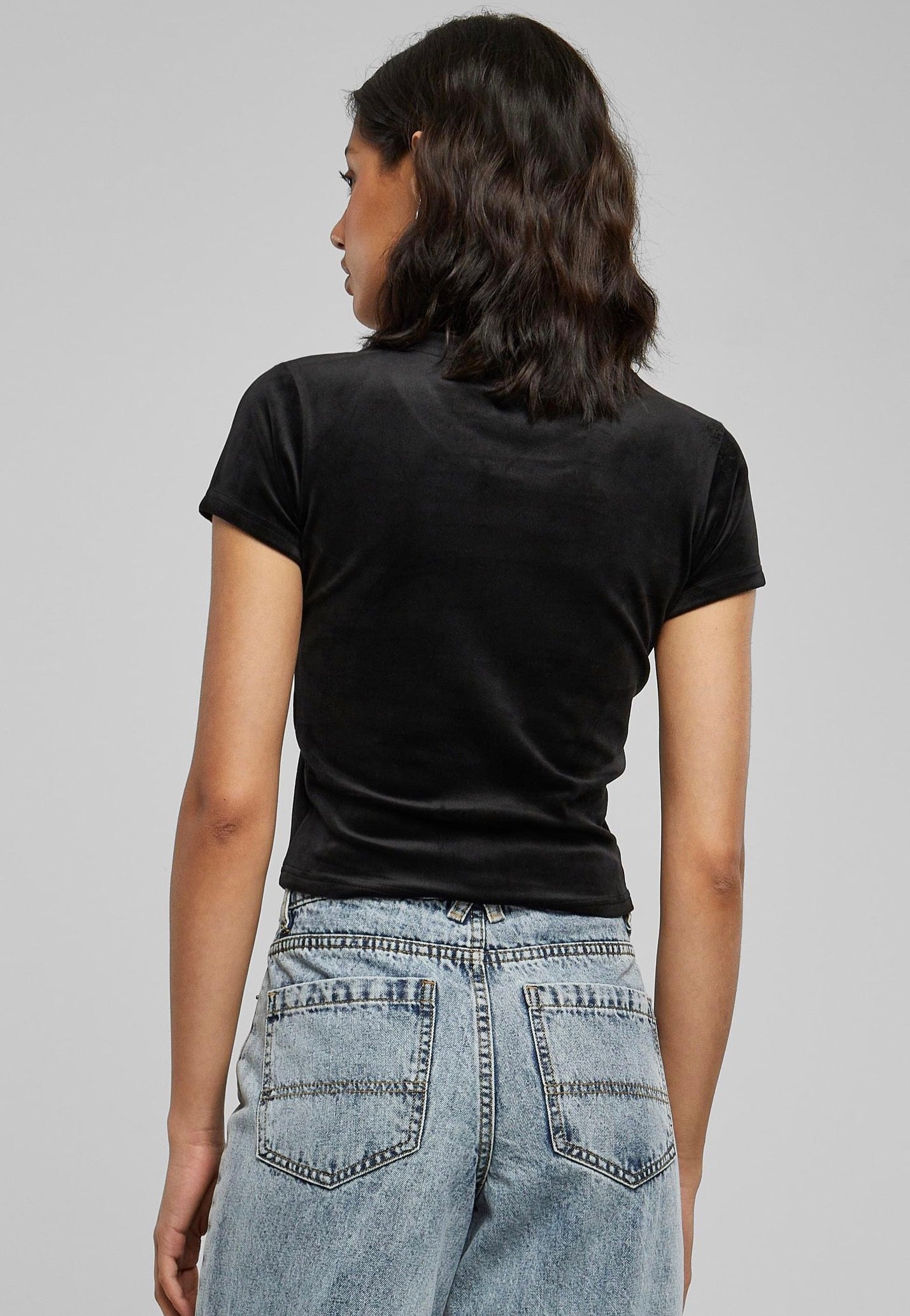 Urban Classics - Short Velvet Black - T-Shirt | Women-Image