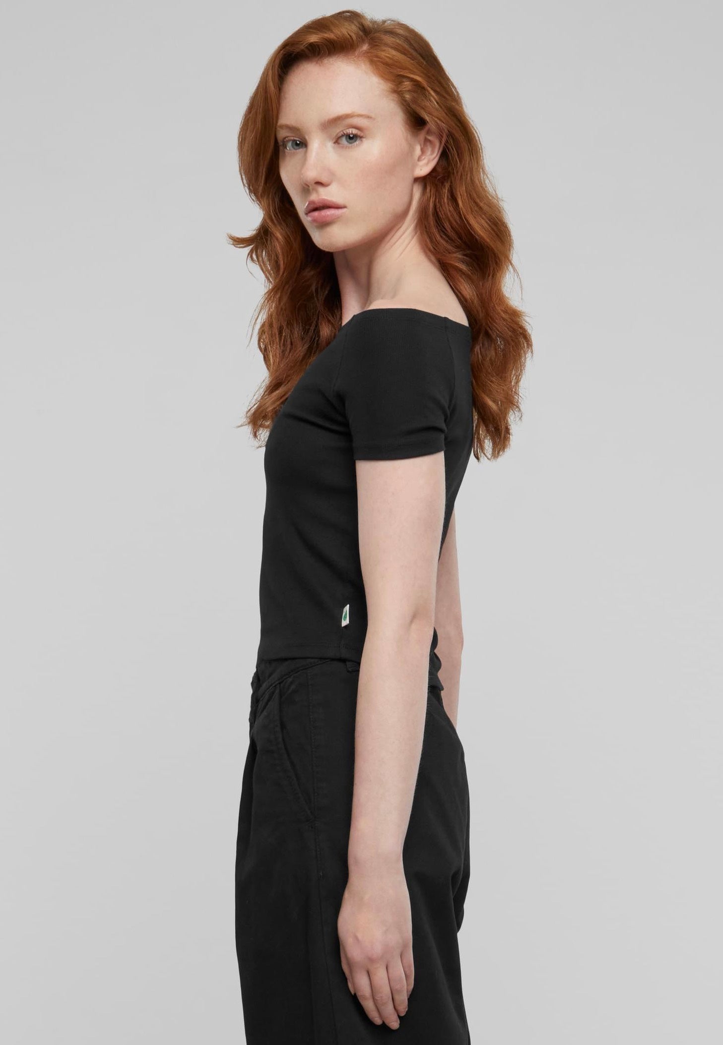 Urban Classics - Ladies Organic Off Shoulder Rib Black - T-Shirt | Women-Image