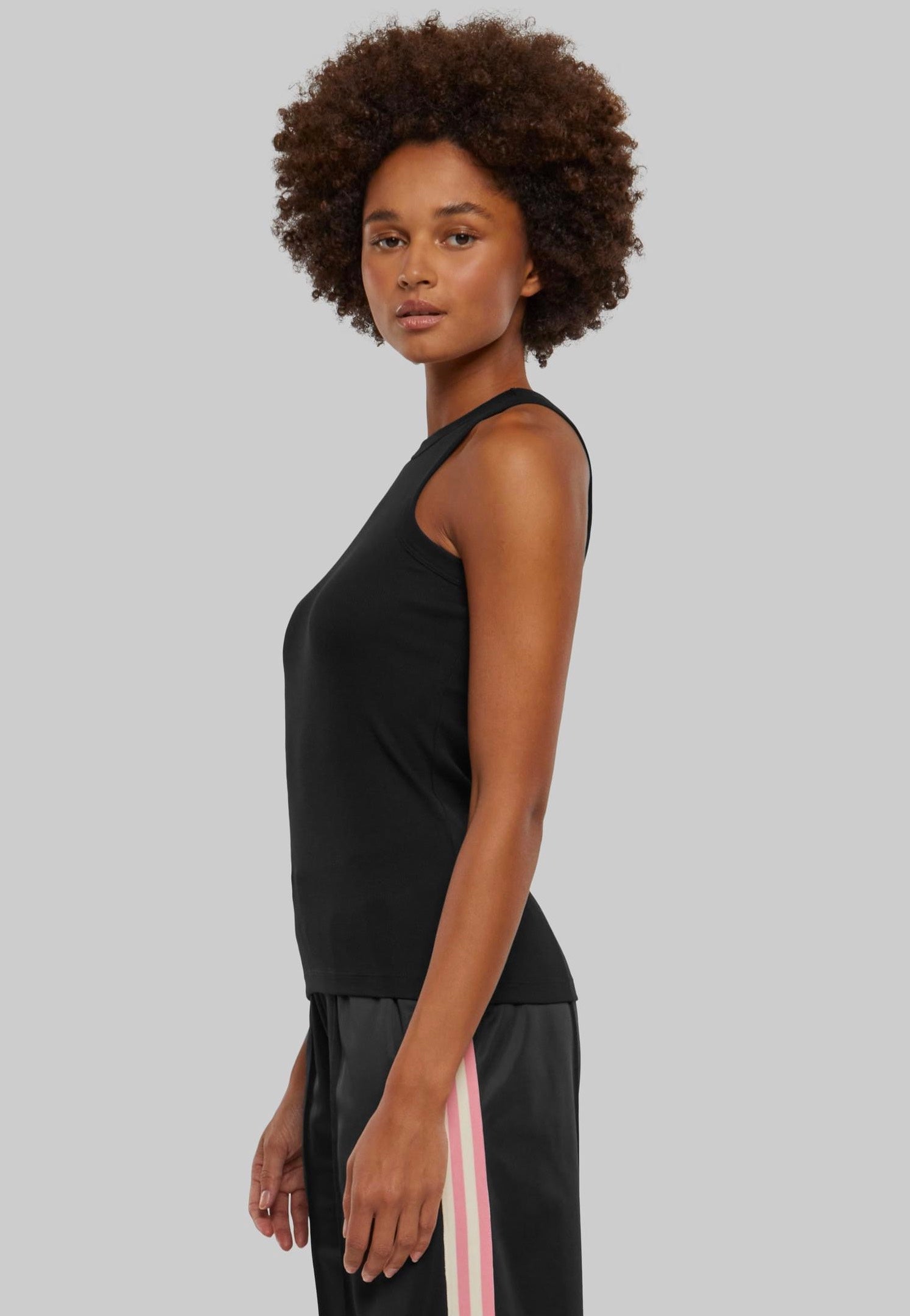 Urban Classics - Ladies Racer Back Rib Black - Top | Women-Image