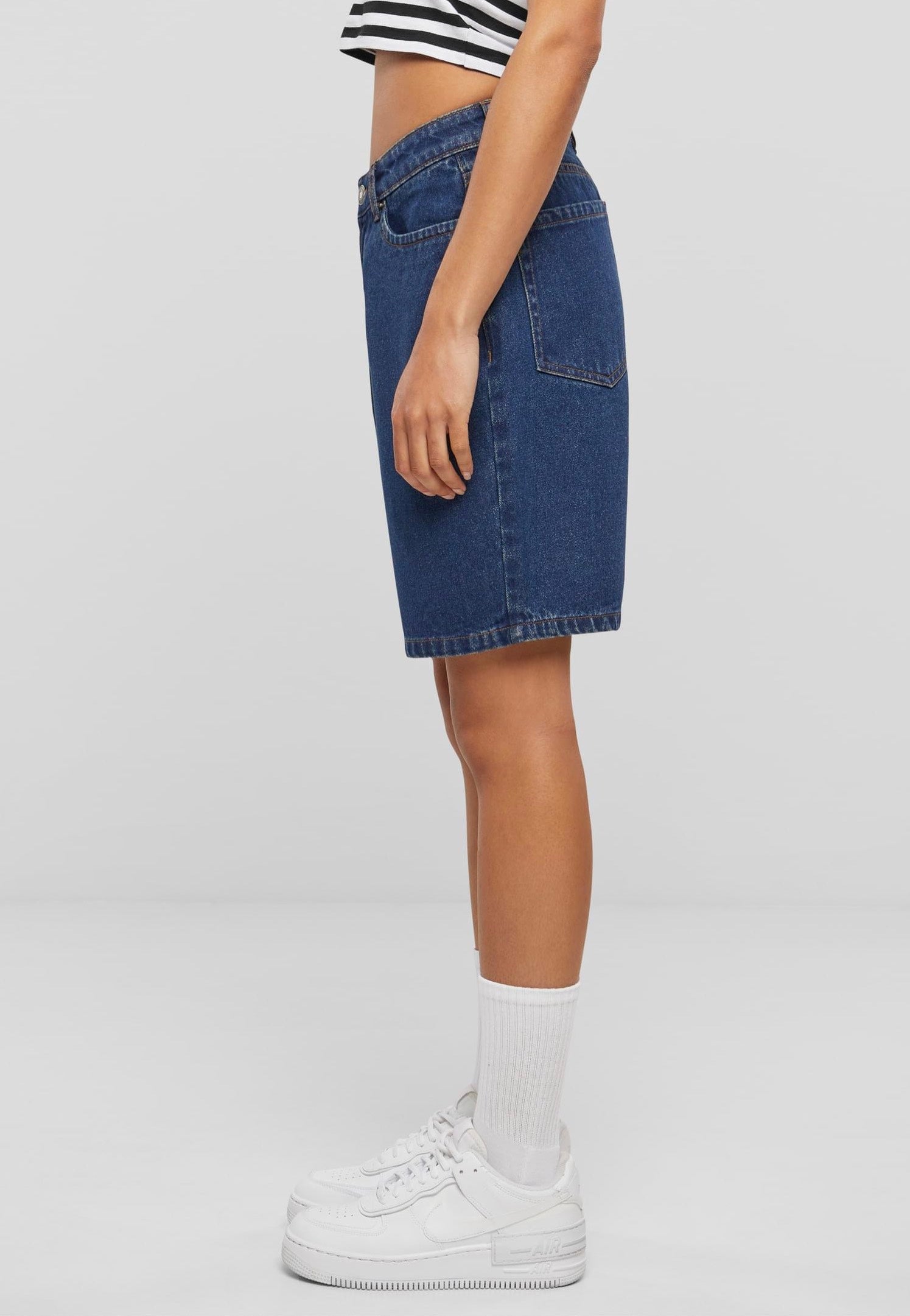 Urban Classics - Ladies 90‘s Bermuda Mid Indigo Washed - Shorts | Women-Image