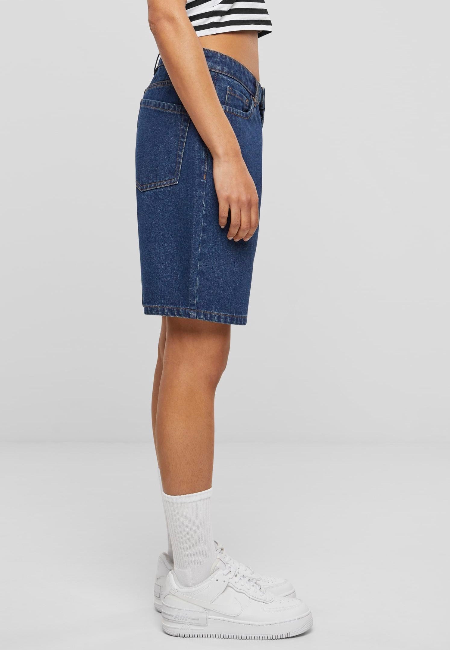 Urban Classics - Ladies 90‘s Bermuda Mid Indigo Washed - Shorts | Women-Image